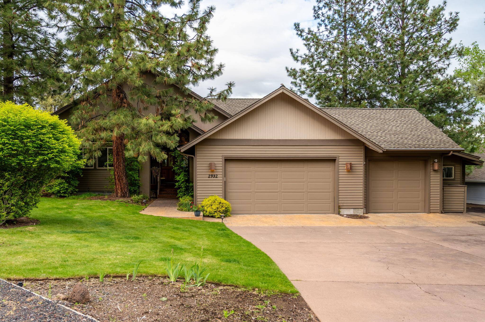 Bend, OR 97703,2932 Fairway Heights DR