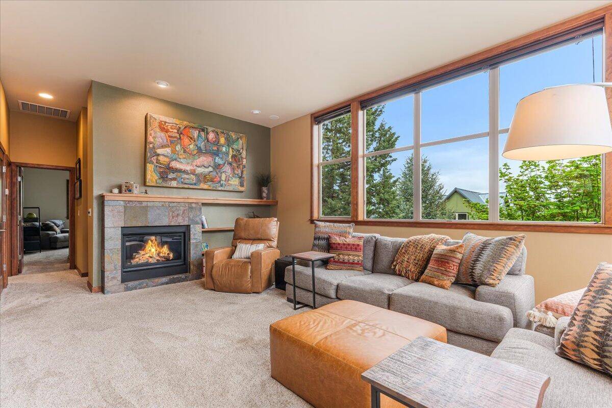Redmond, OR 97756,202 Presidio Park LN