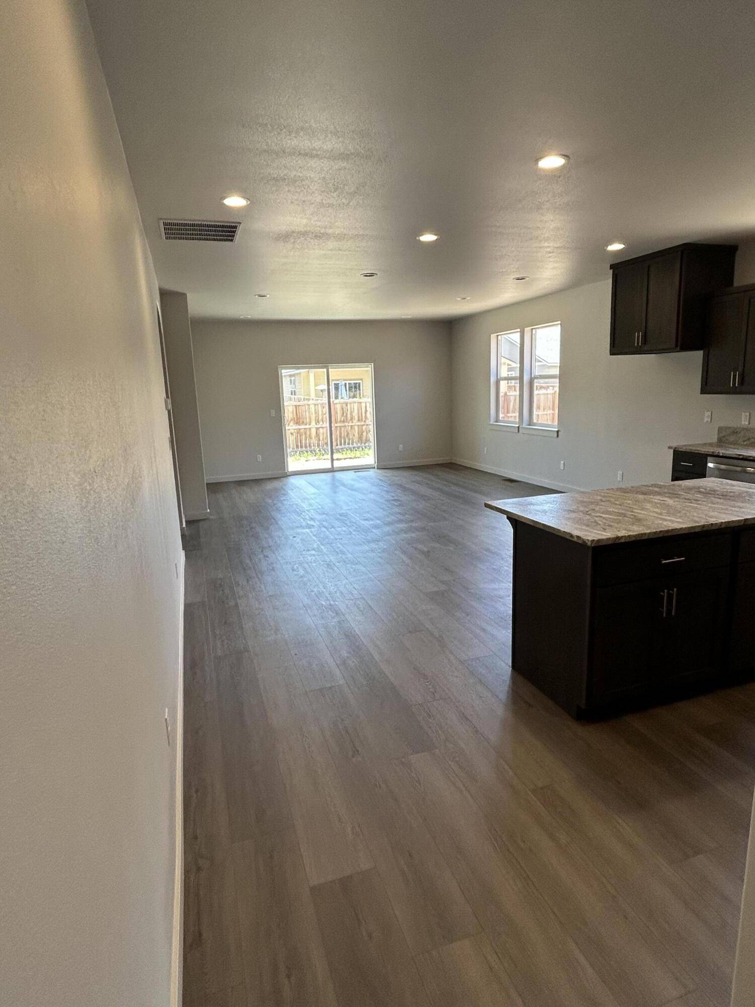 Redmond, OR 97756,3178 Dogwood AVE