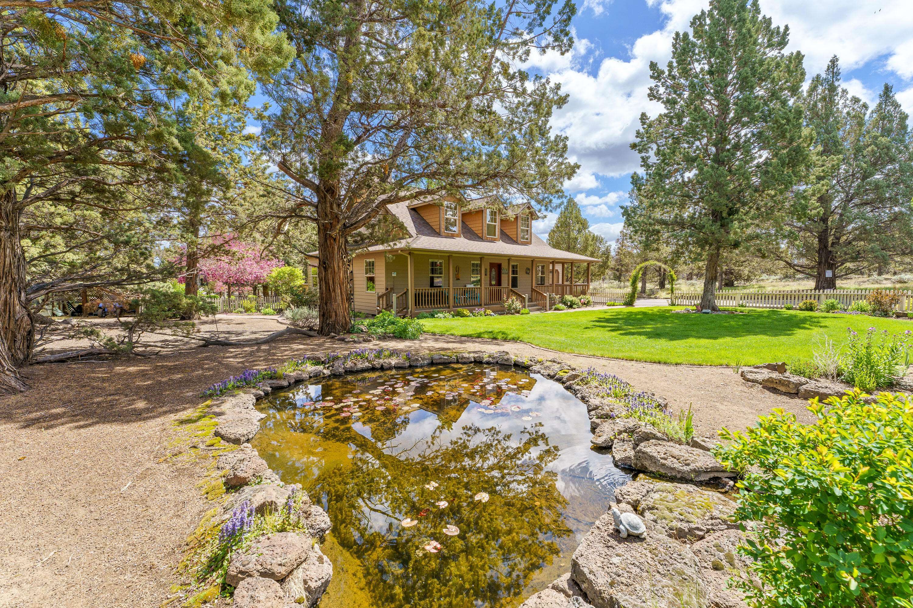 Bend, OR 97701,63620 Hughes RD