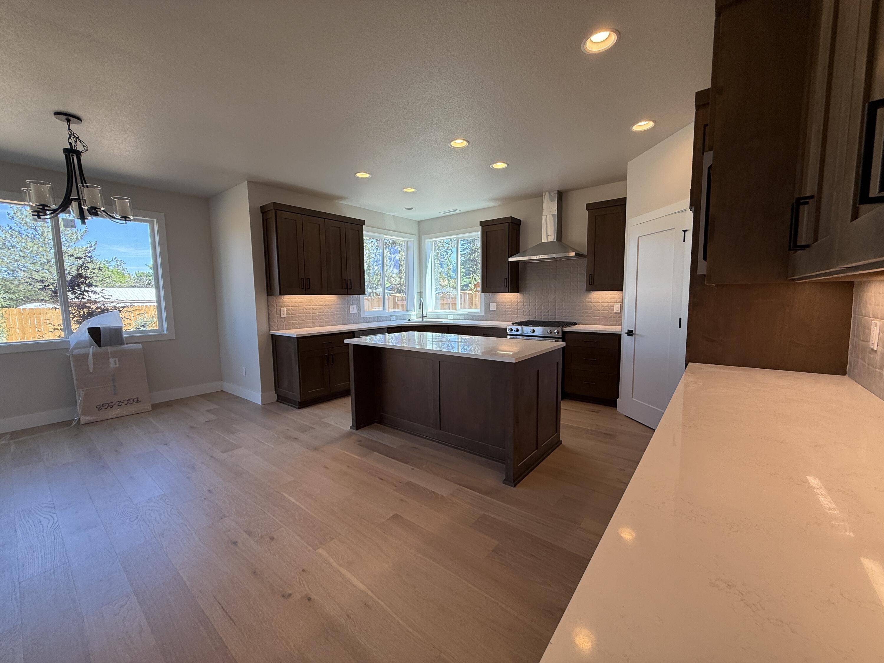 Bend, OR 97702,61413 Daybreak CT
