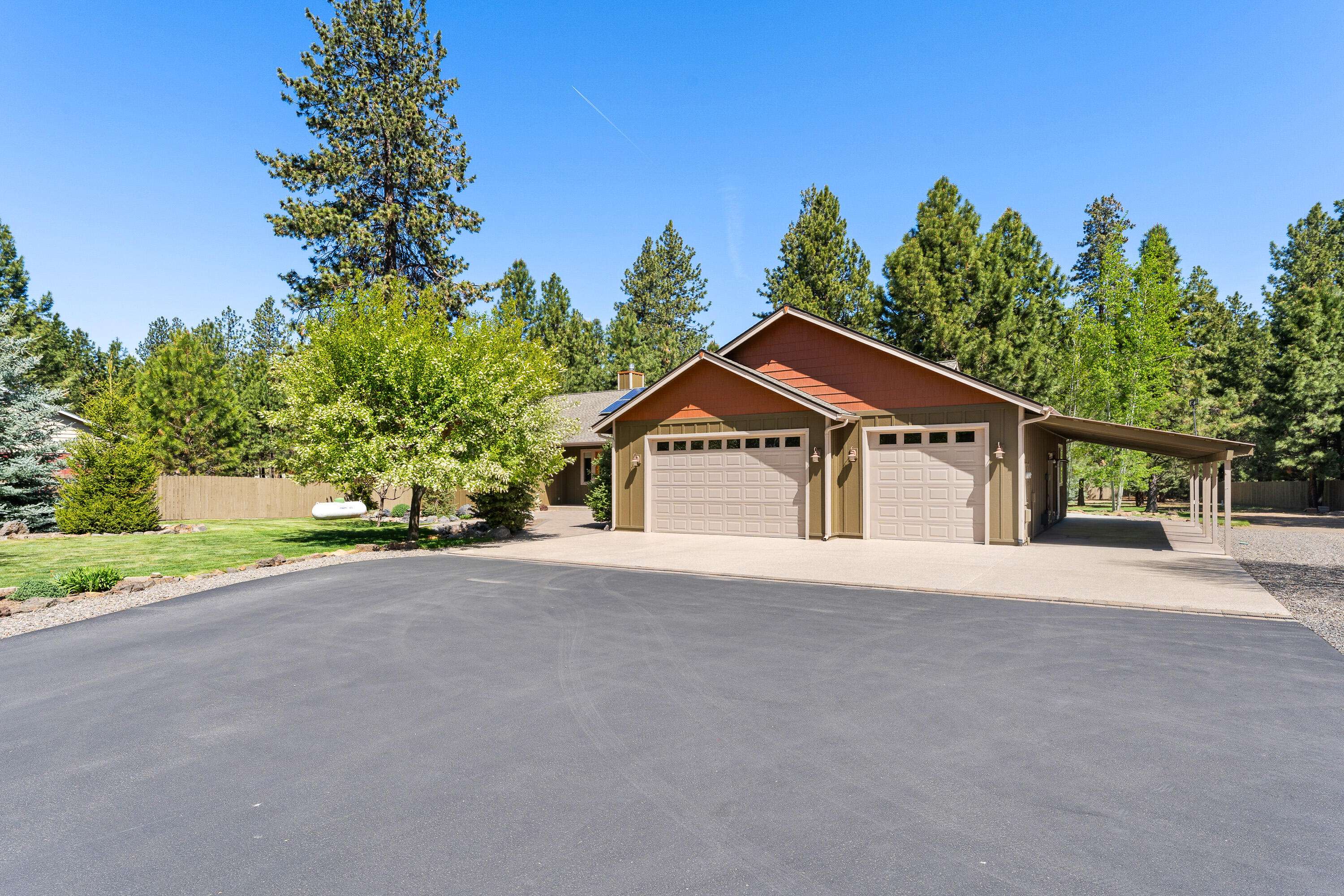 Bend, OR 97702,19236 Kiowa RD