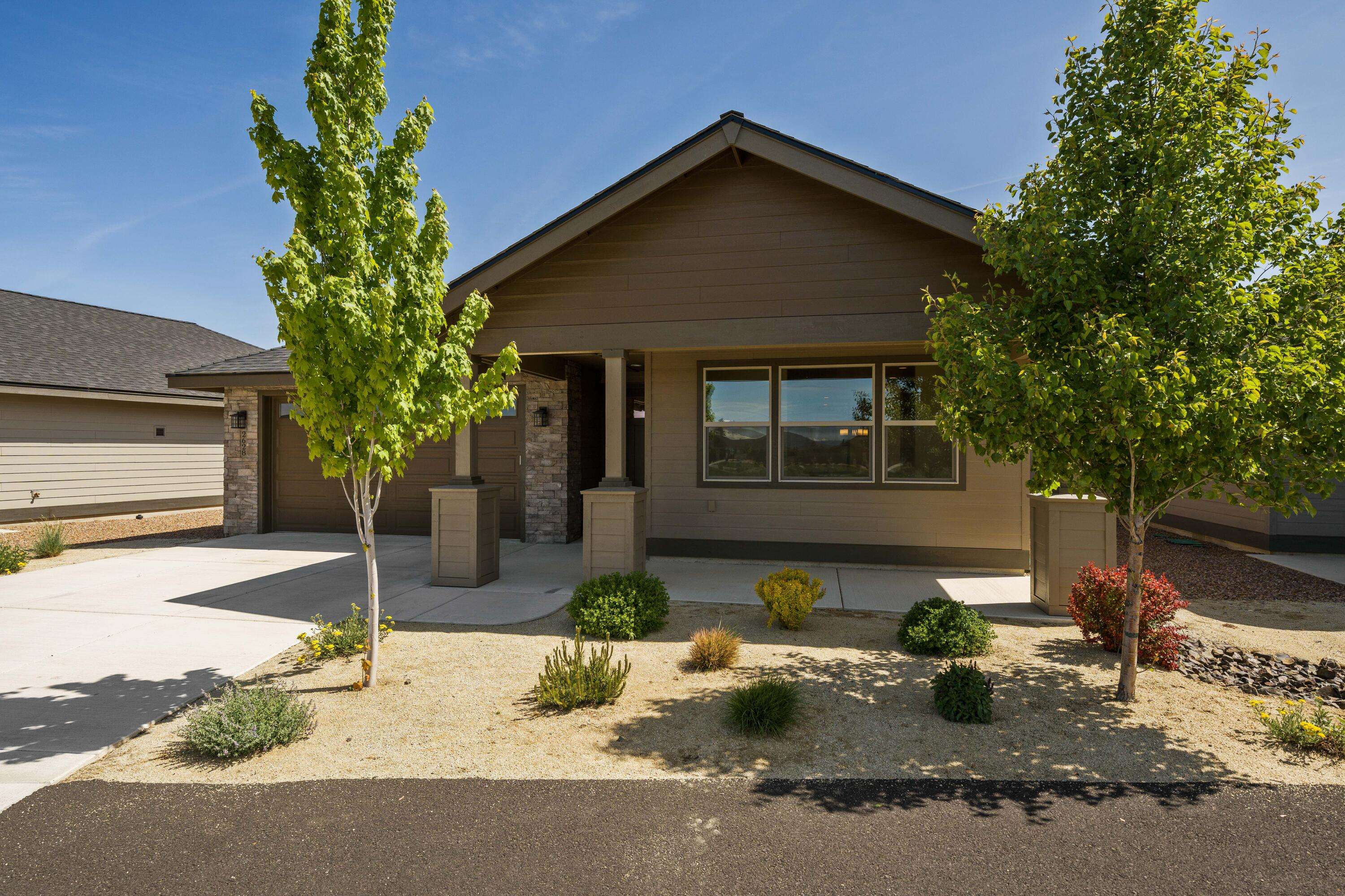 Redmond, OR 97756,2628 Redwood CIR #39