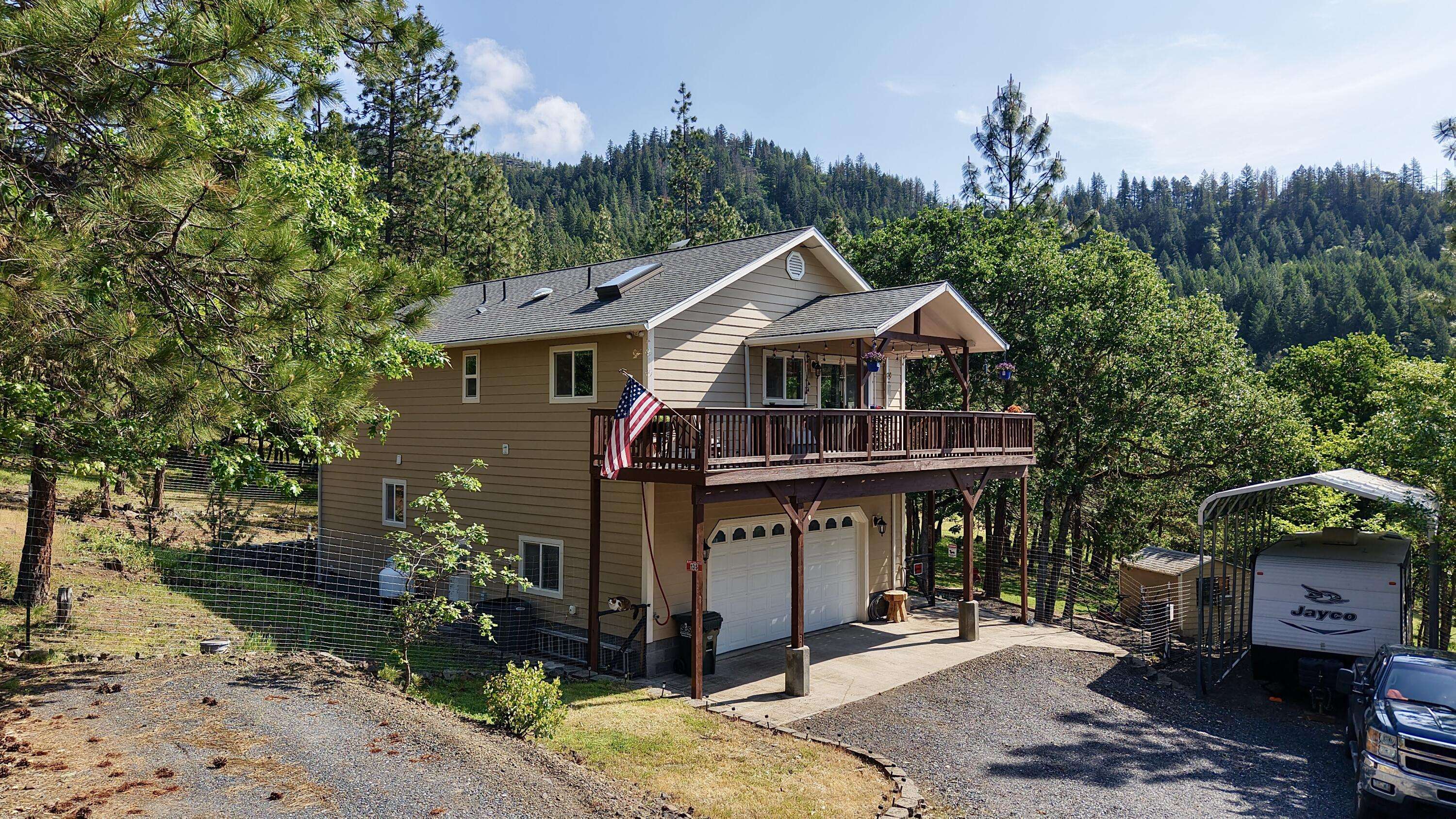 Prospect, OR 97536,135 Manzanita DR