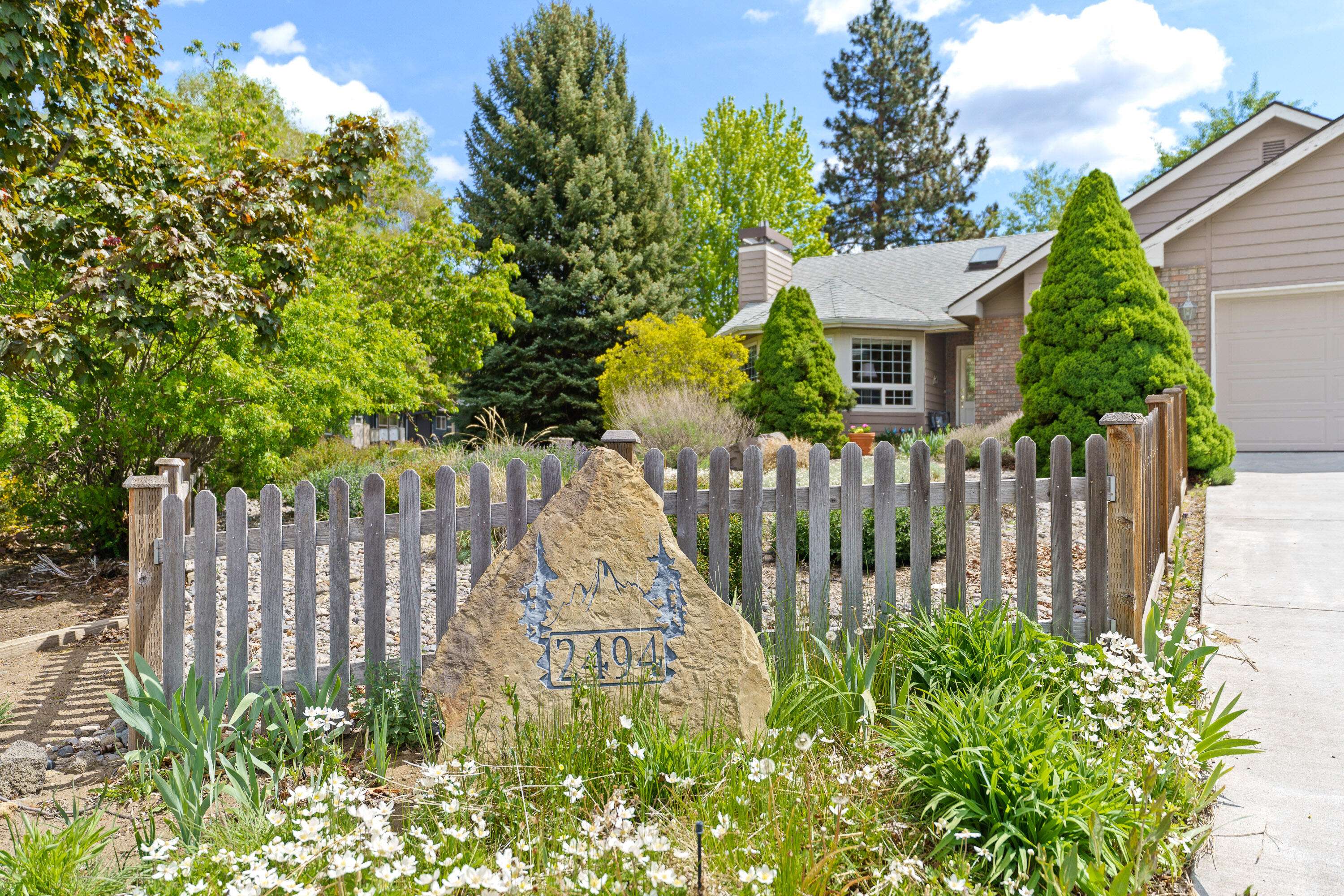 Bend, OR 97701,2494 6th ST