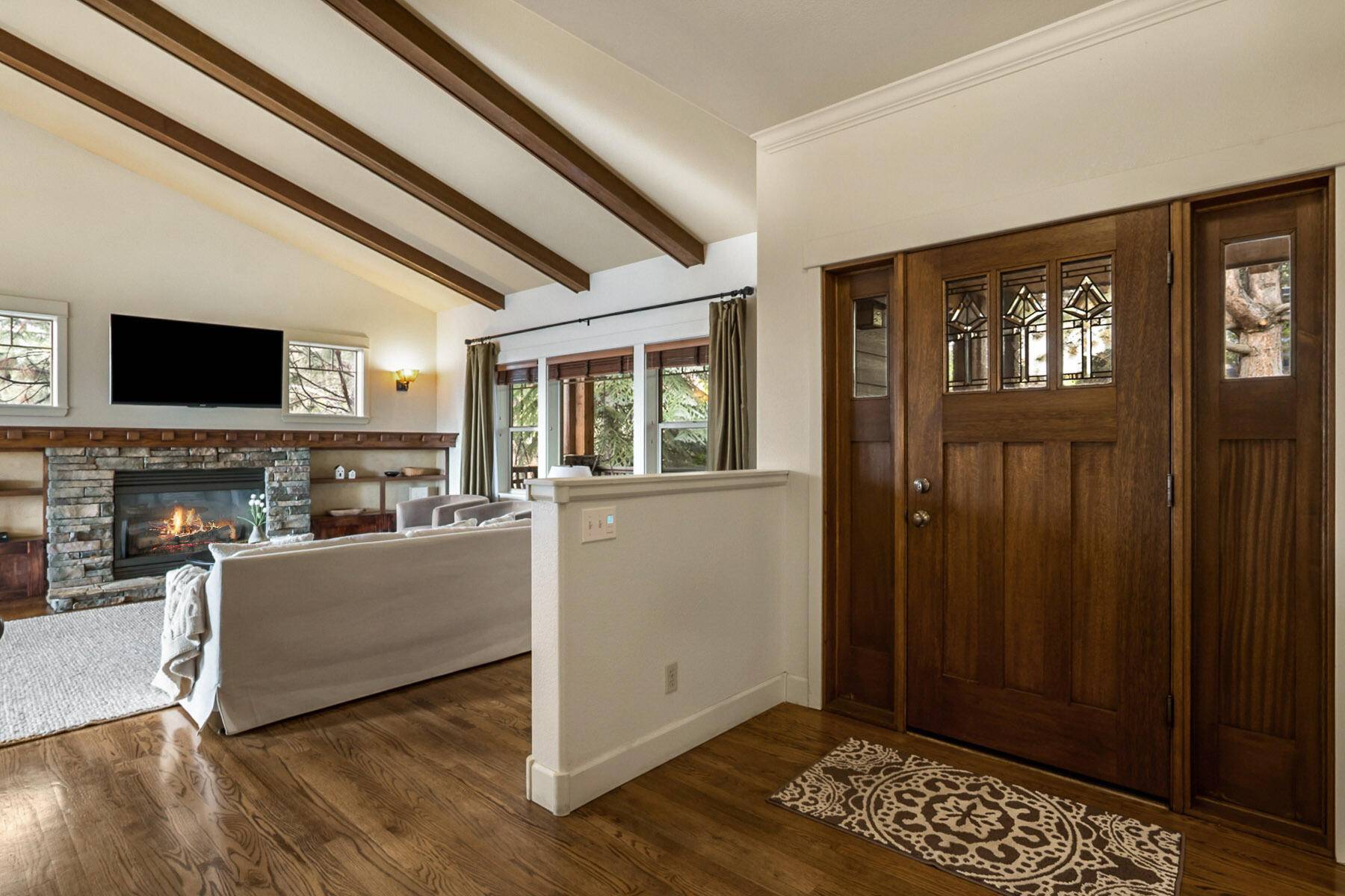 Bend, OR 97703,3050 Colonial DR