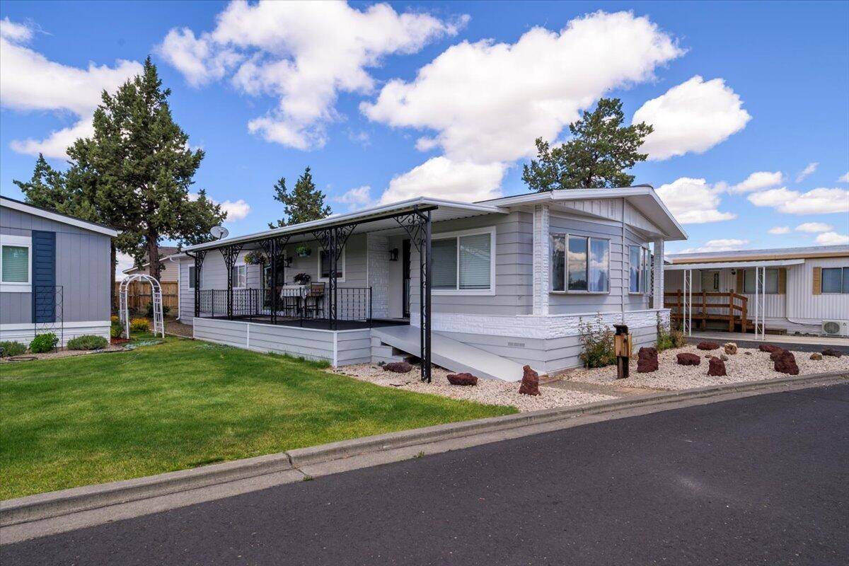 Redmond, OR 97756,2633 Obsidian AVE #13