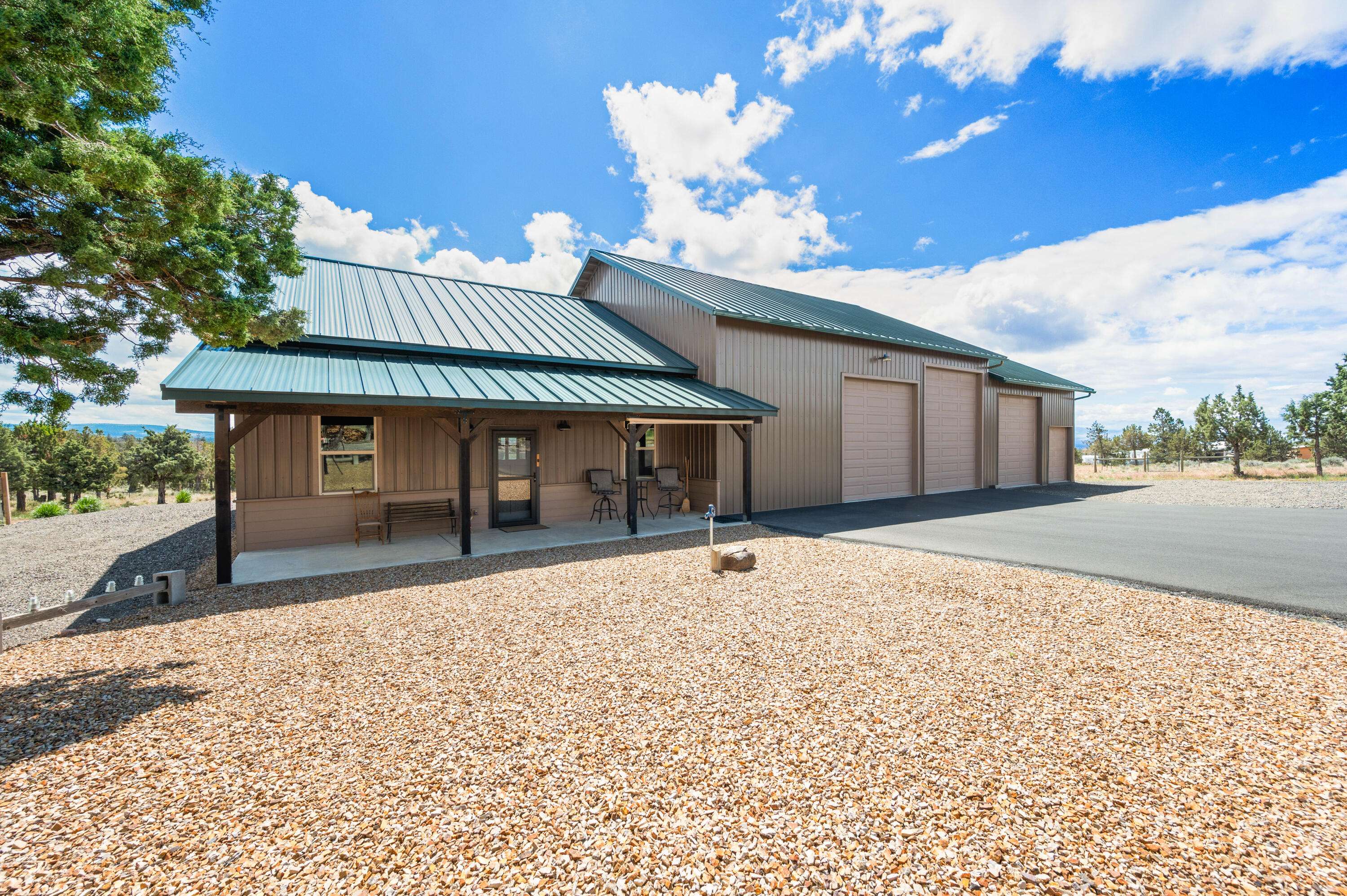 Prineville, OR 97754,1424 Happy Trails LN