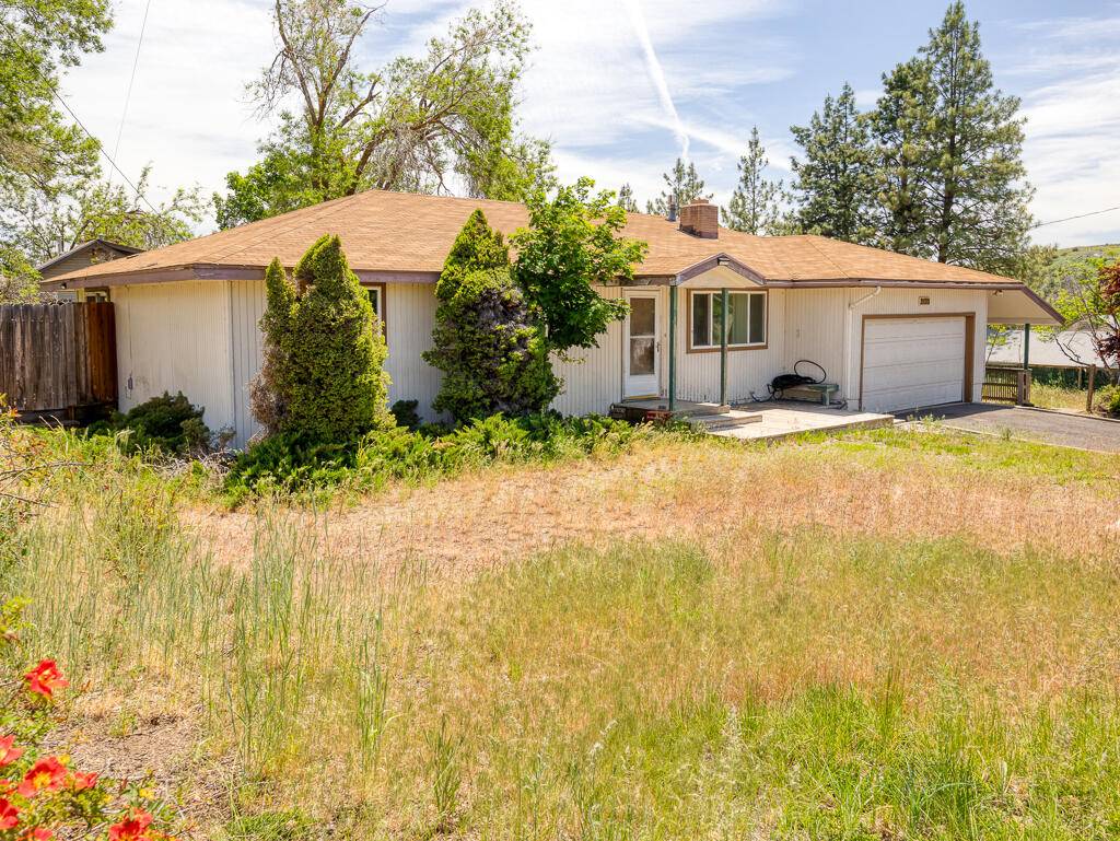 Klamath Falls, OR 97601,2171 Thrall ST