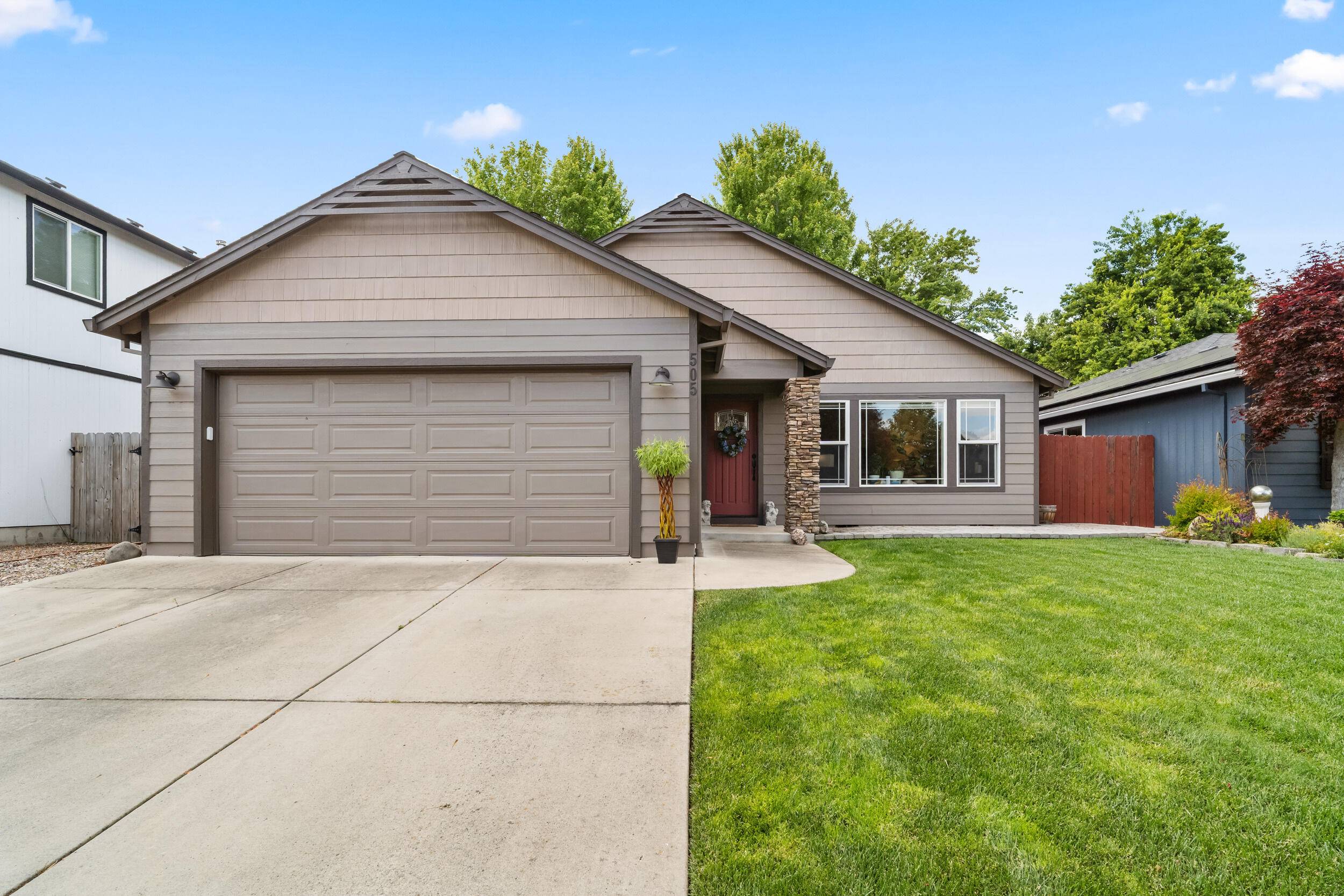 Medford, OR 97501,505 Woodlark DR