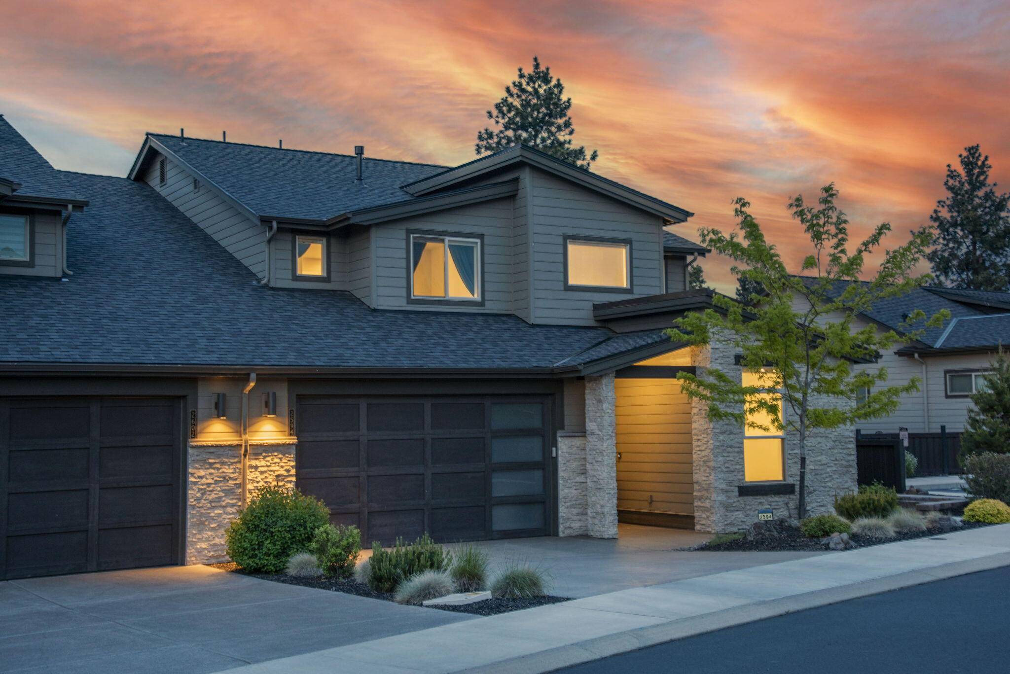 Bend, OR 97703,2594 Rippling River CT