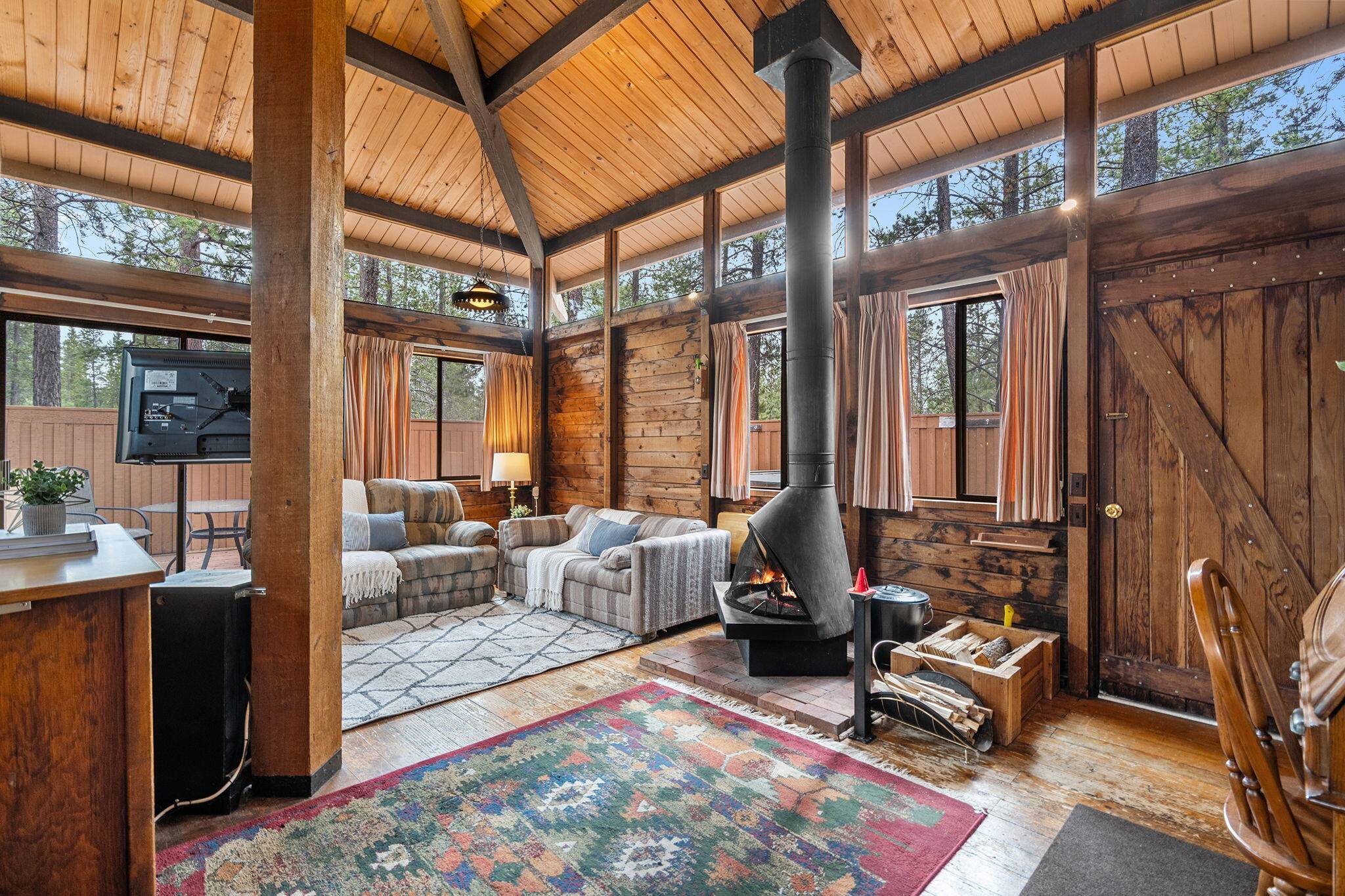 Sunriver, OR 97707,56973 Fawn LN #7