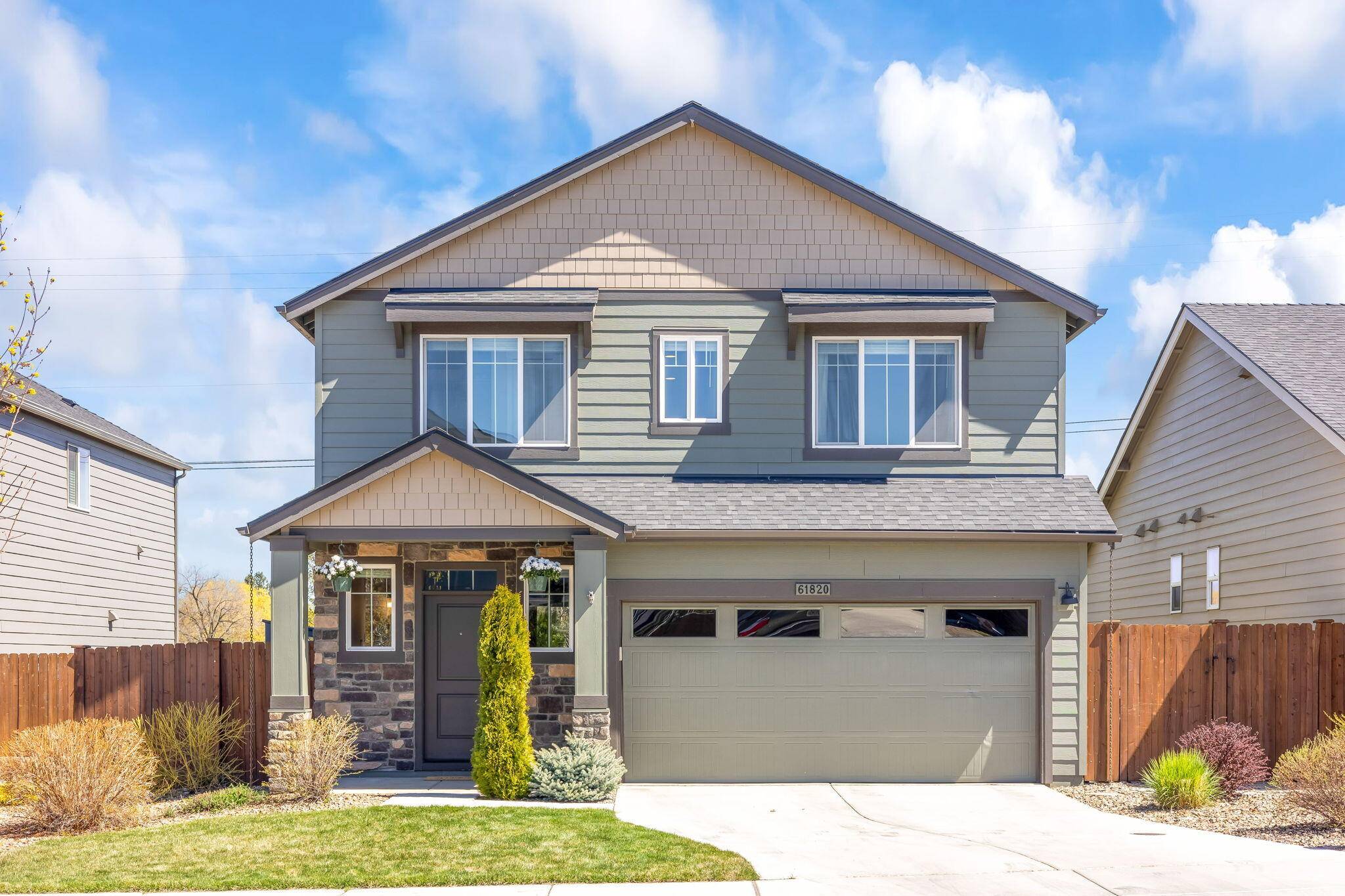 Bend, OR 97702,61820 Finn PL