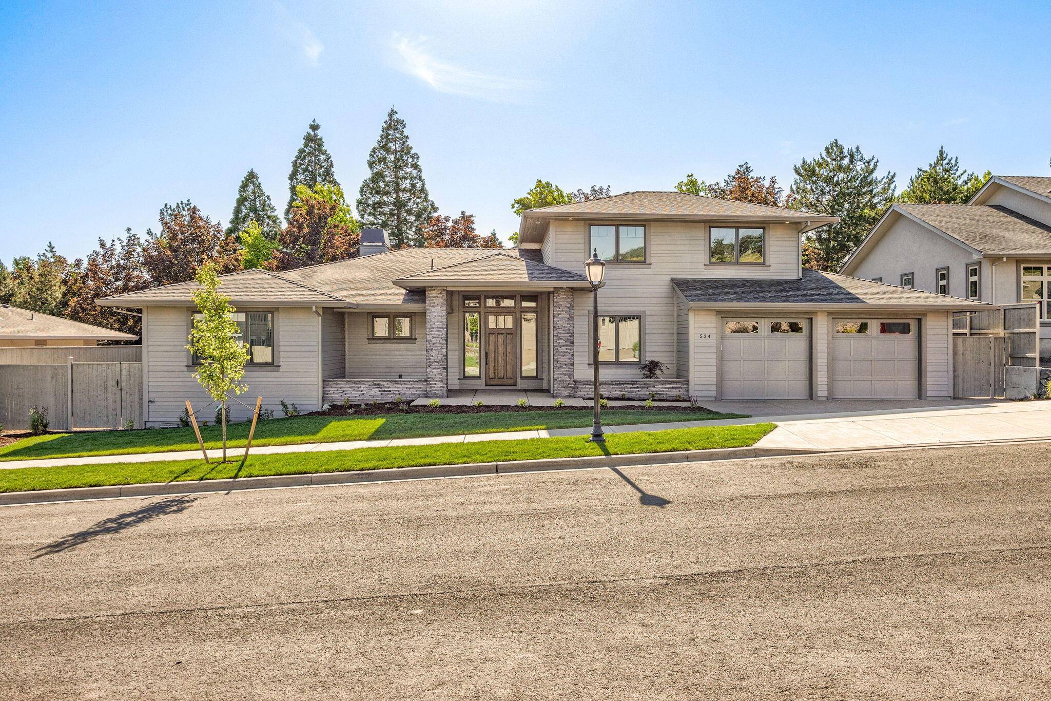 Medford, OR 97504,534 Autumn Hills DR