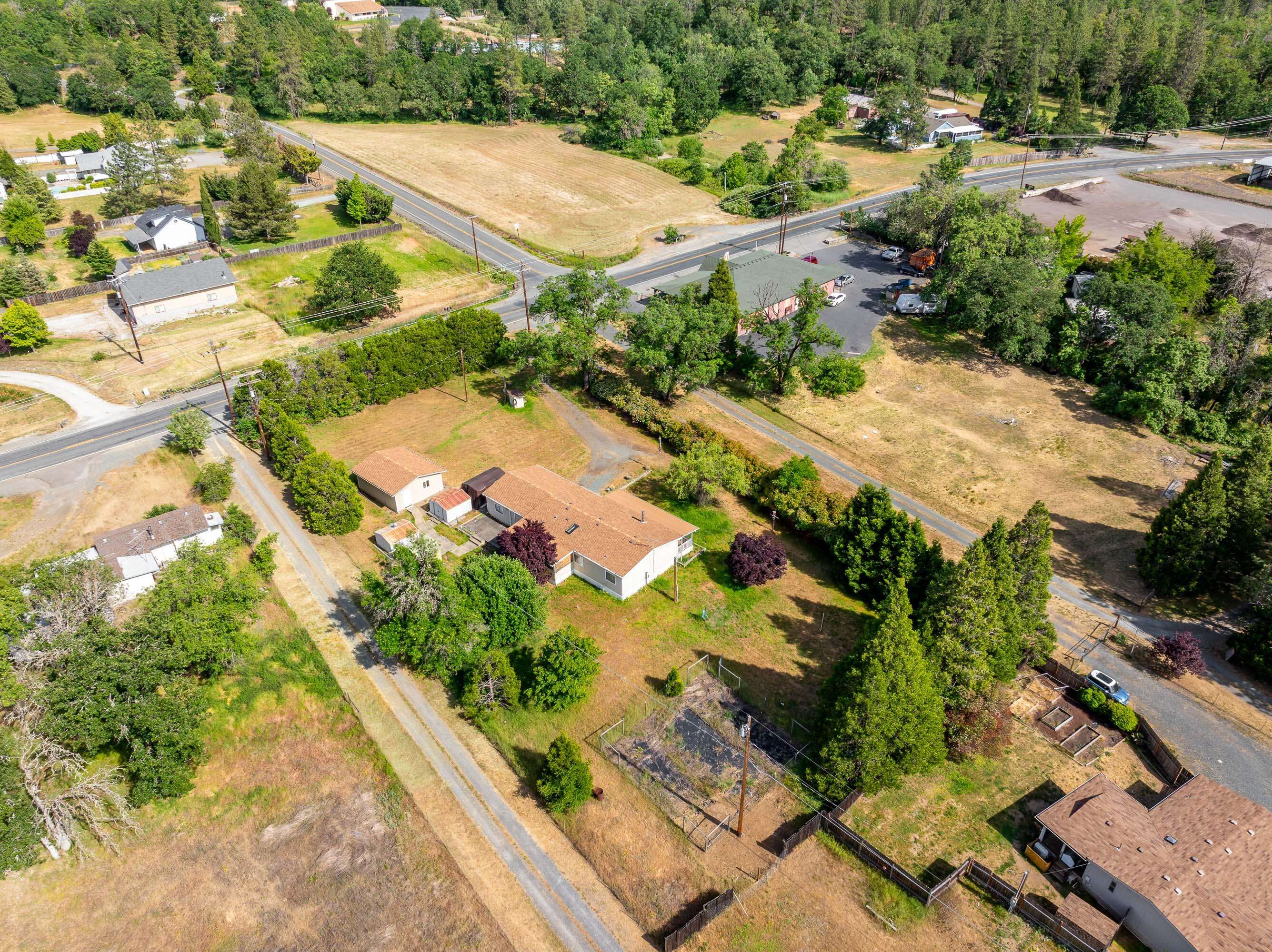 Grants Pass, OR 97526,8550 Monument DR