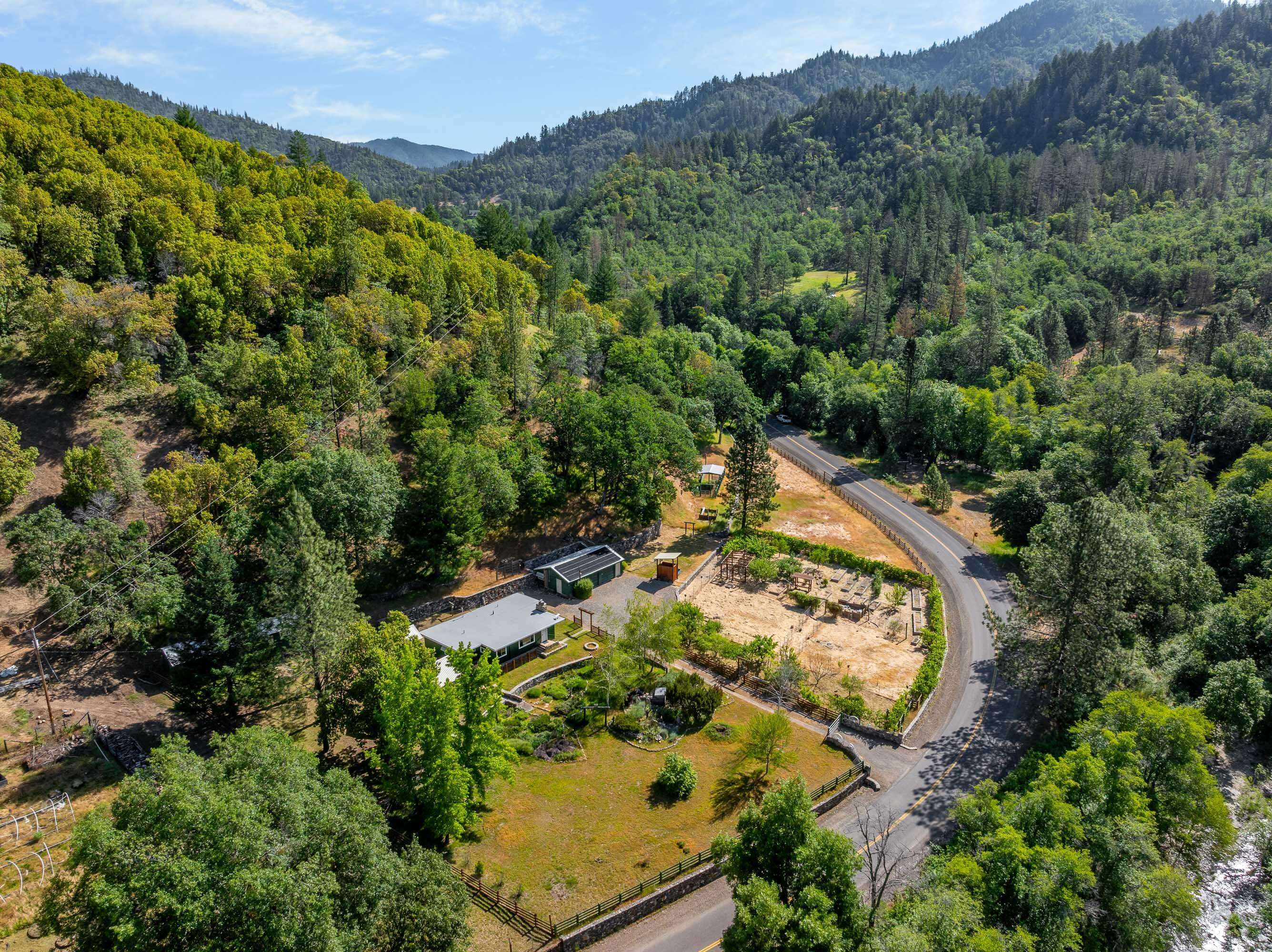 Rogue River, OR 97537,15551 Evans Creek RD