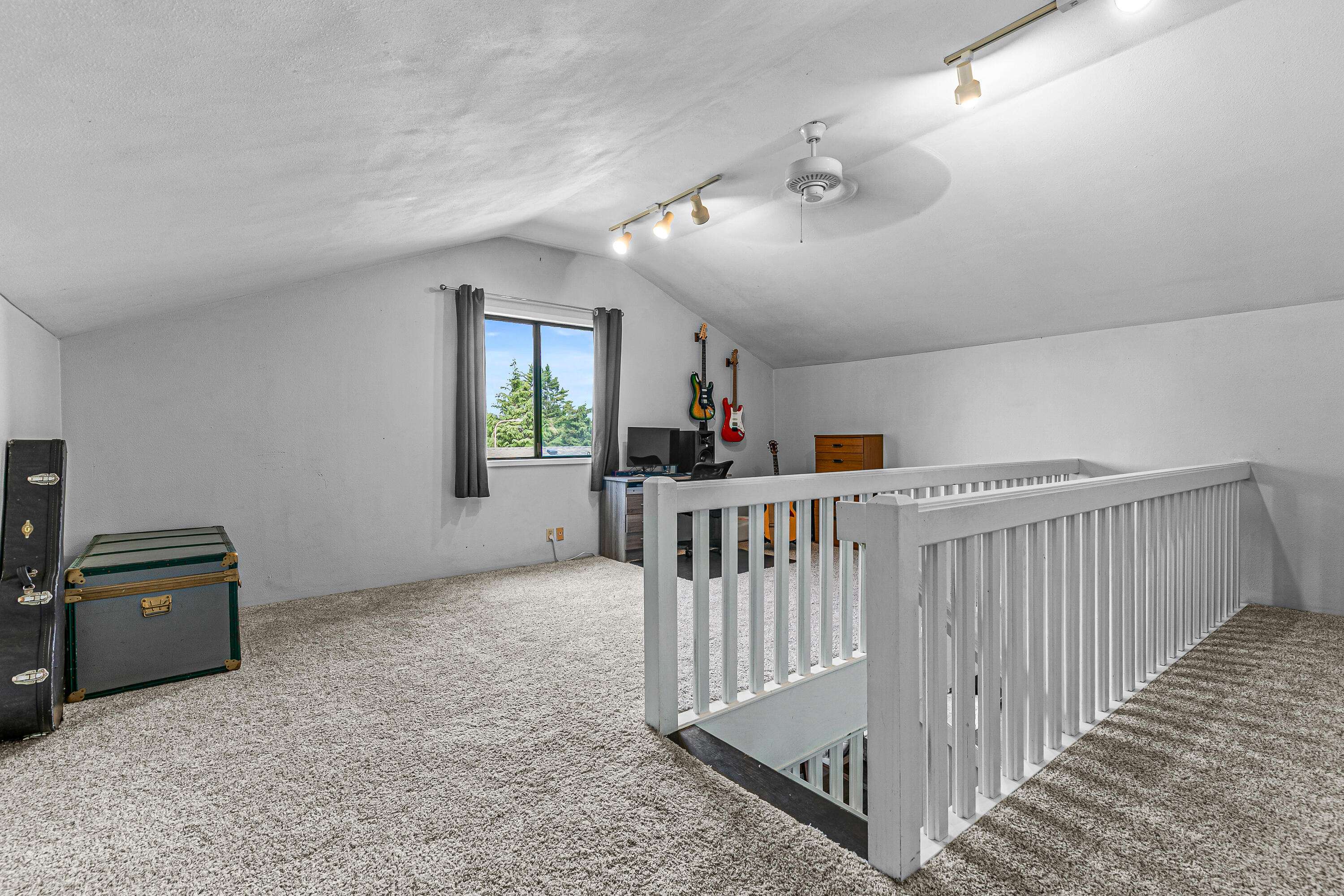 Medford, OR 97504,2872 Spring Hills DR