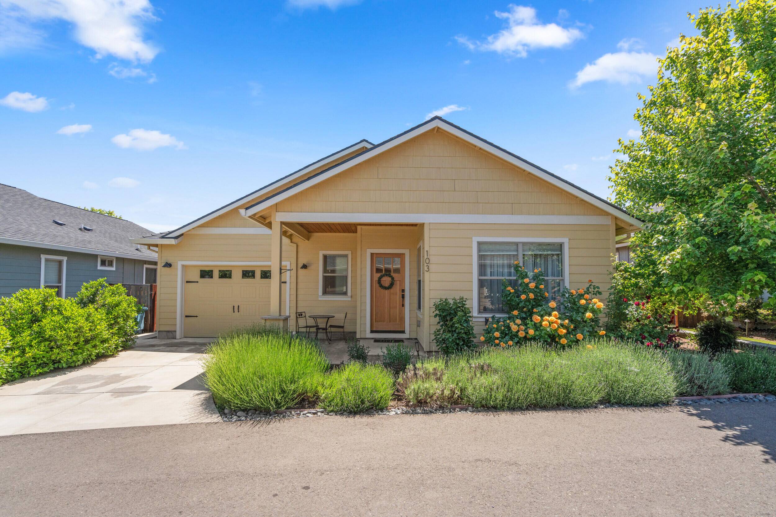 Talent, OR 97540,103 William WAY