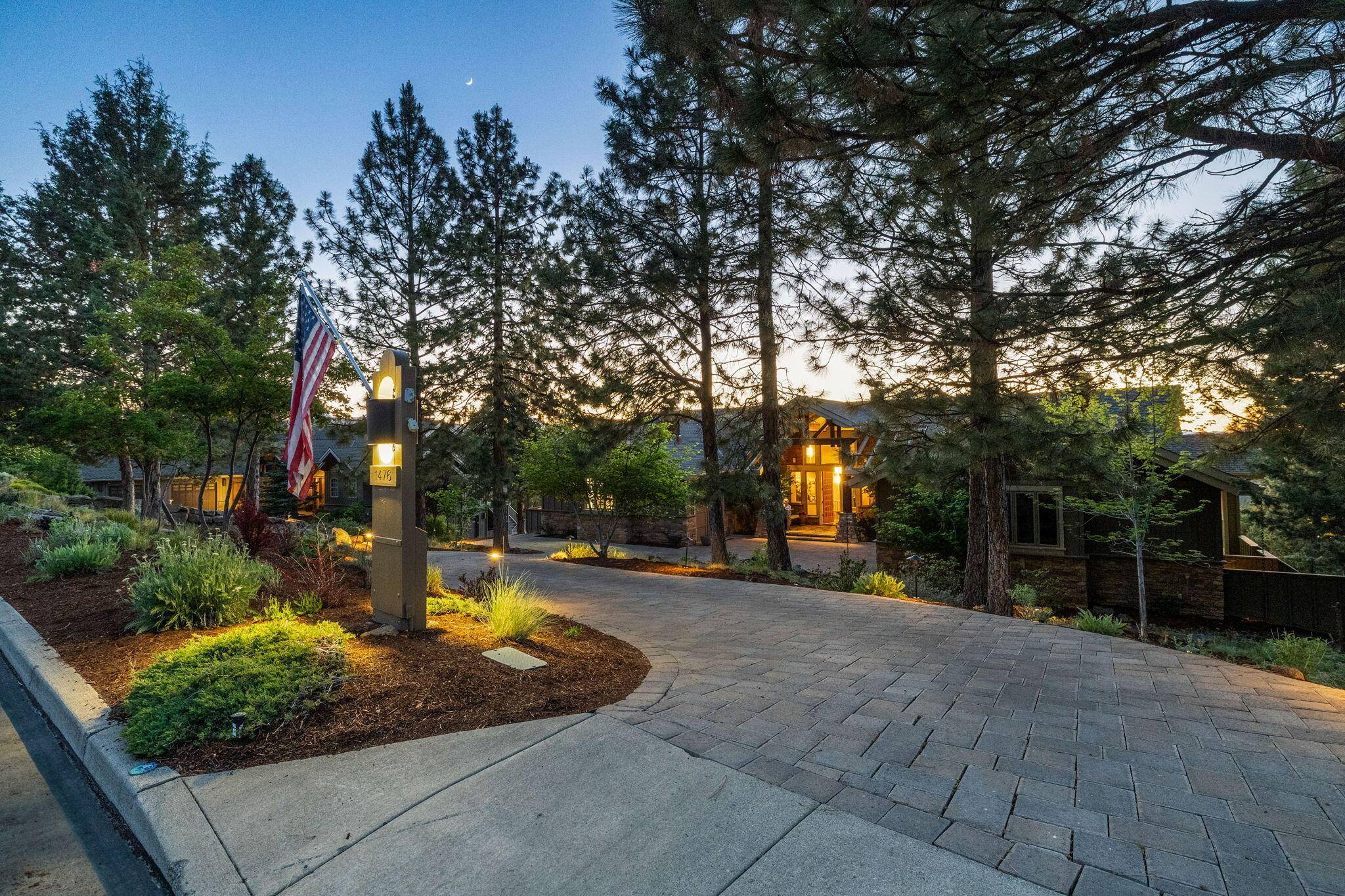Bend, OR 97703,1476 Remarkable DR