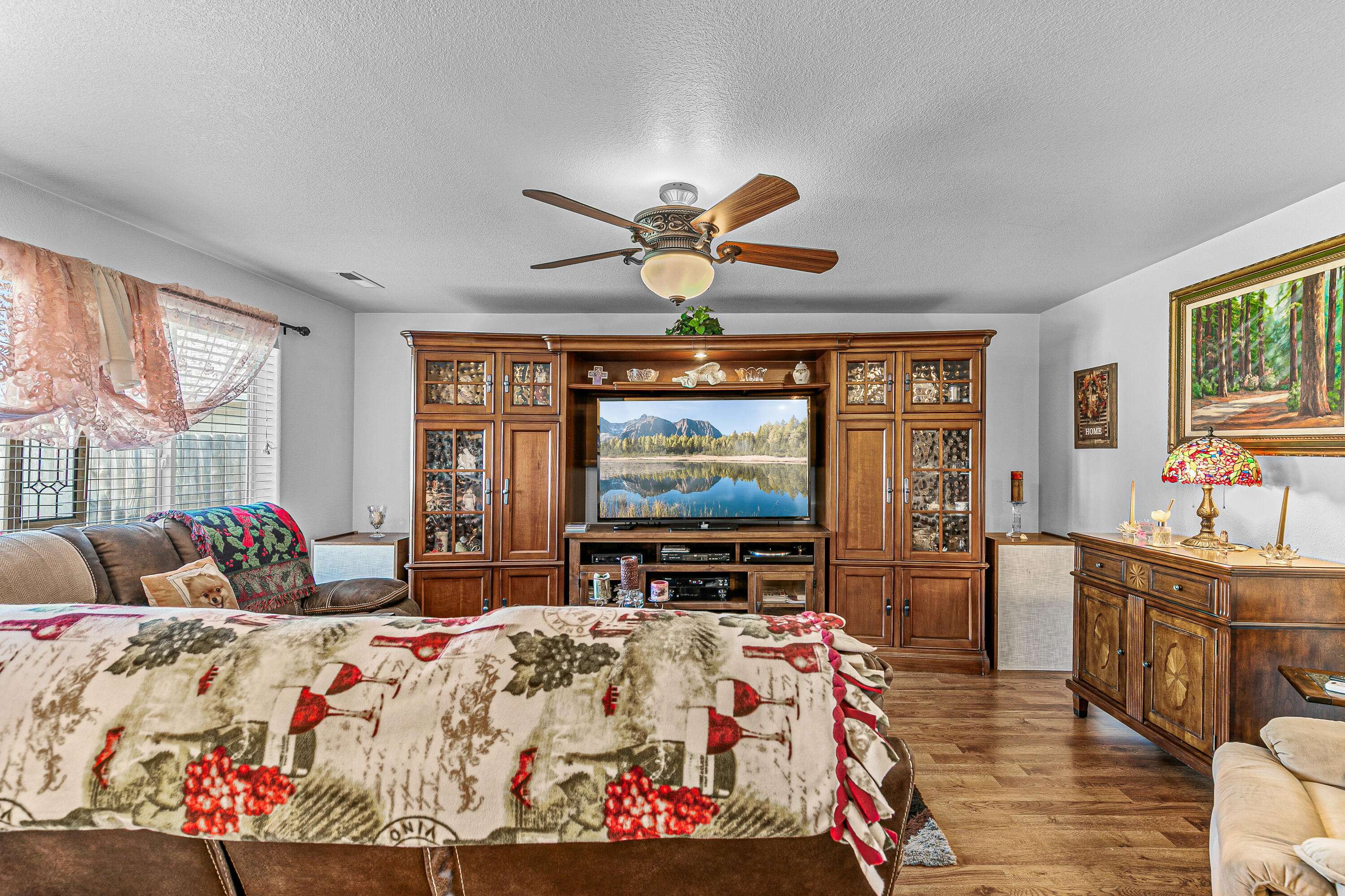 Medford, OR 97504,3840 Arrowhead DR