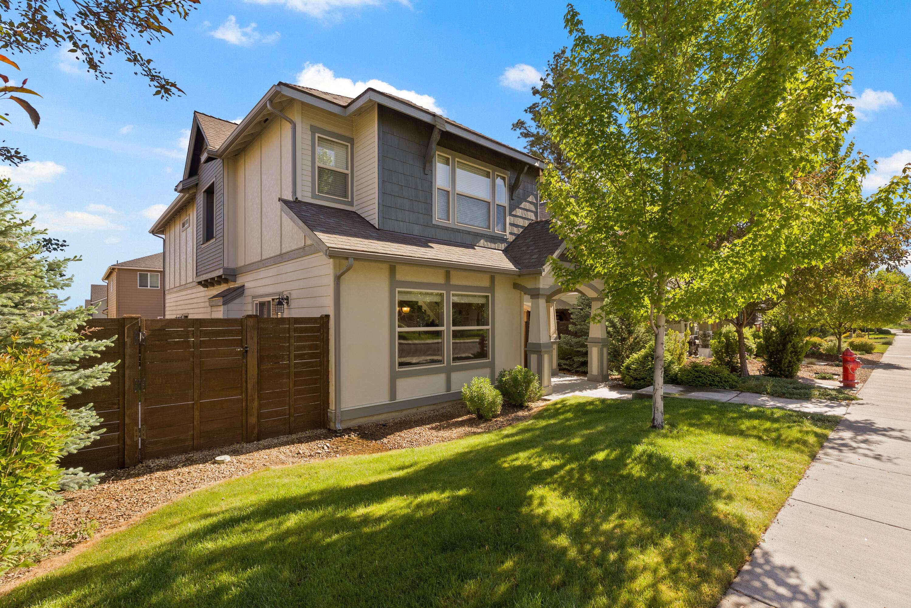 Bend, OR 97702,20518 Stanford PL