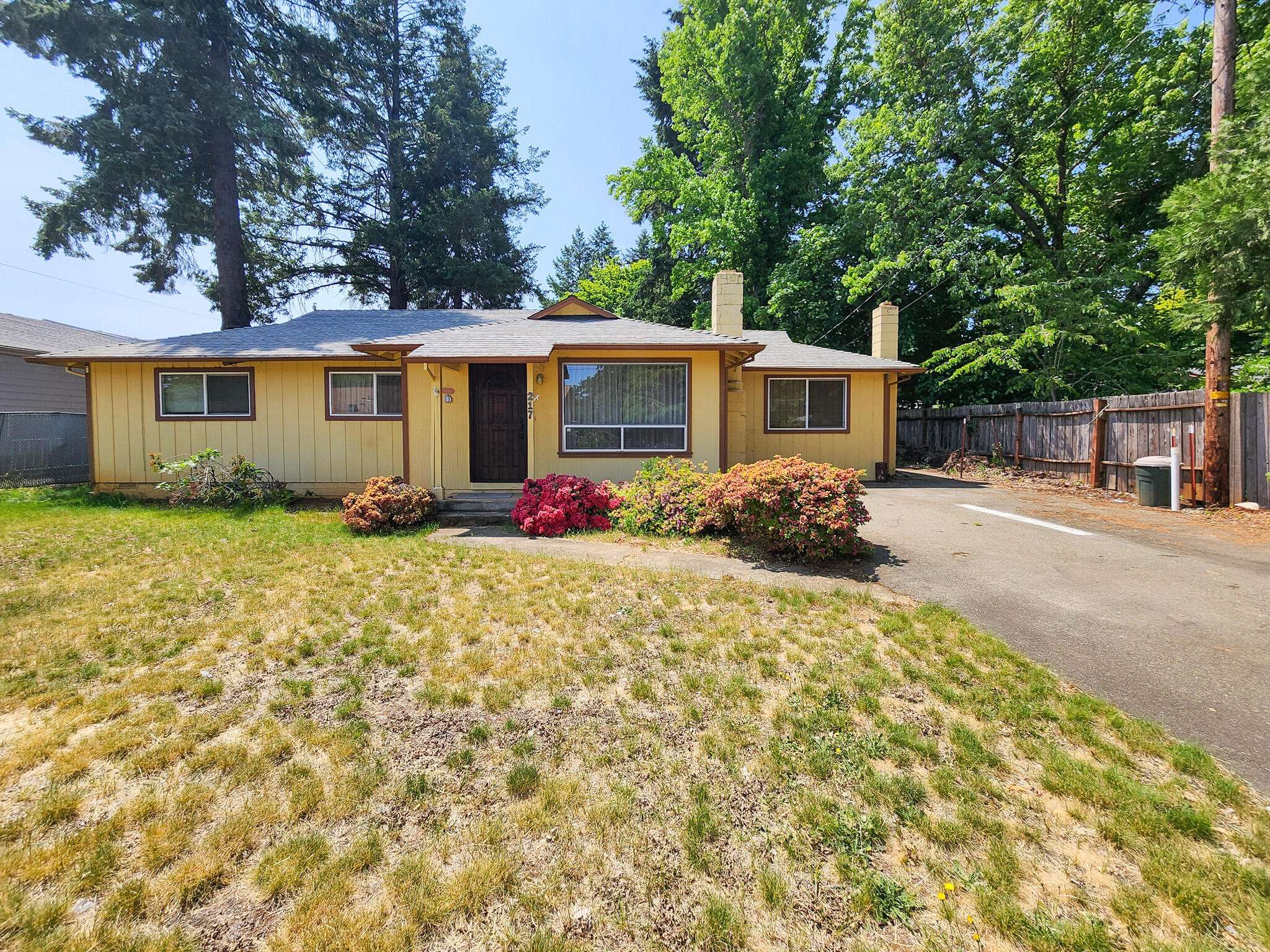 Cave Junction, OR 97523,217 Watkins ST