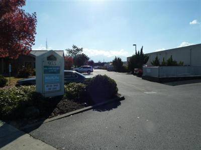Medford, OR 97504,955 Town Centre DR #C