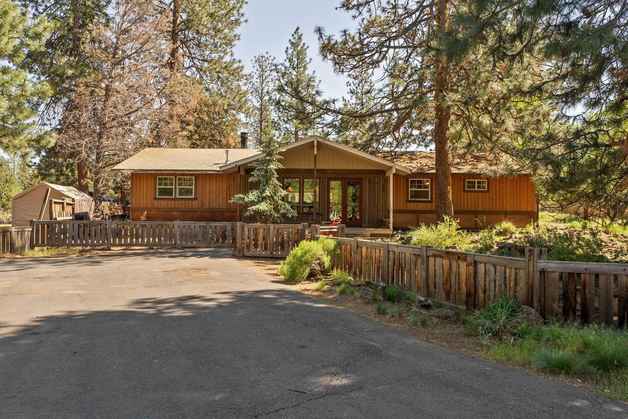 Bend, OR 97702,19797 Nugget AVE