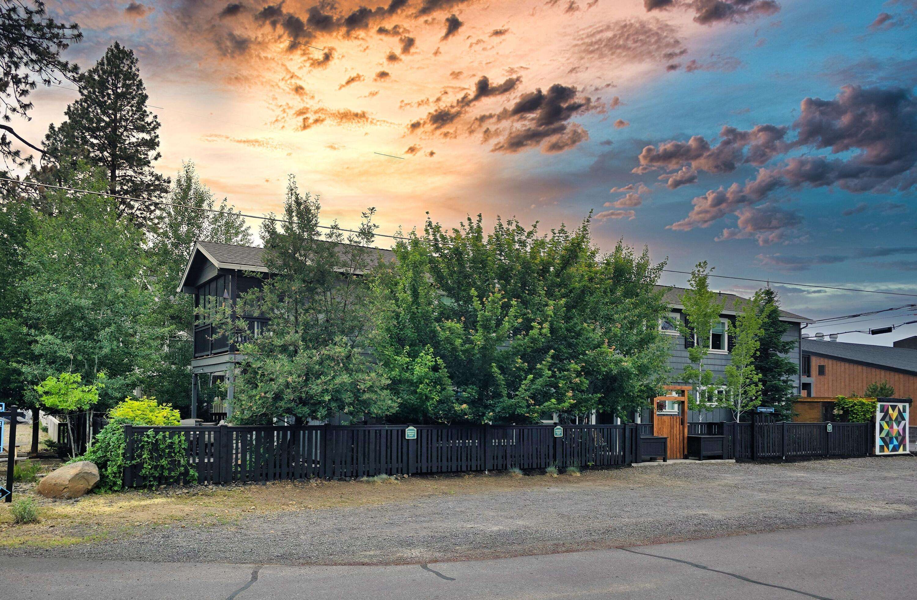 Sisters, OR 97759,255 Larch ST