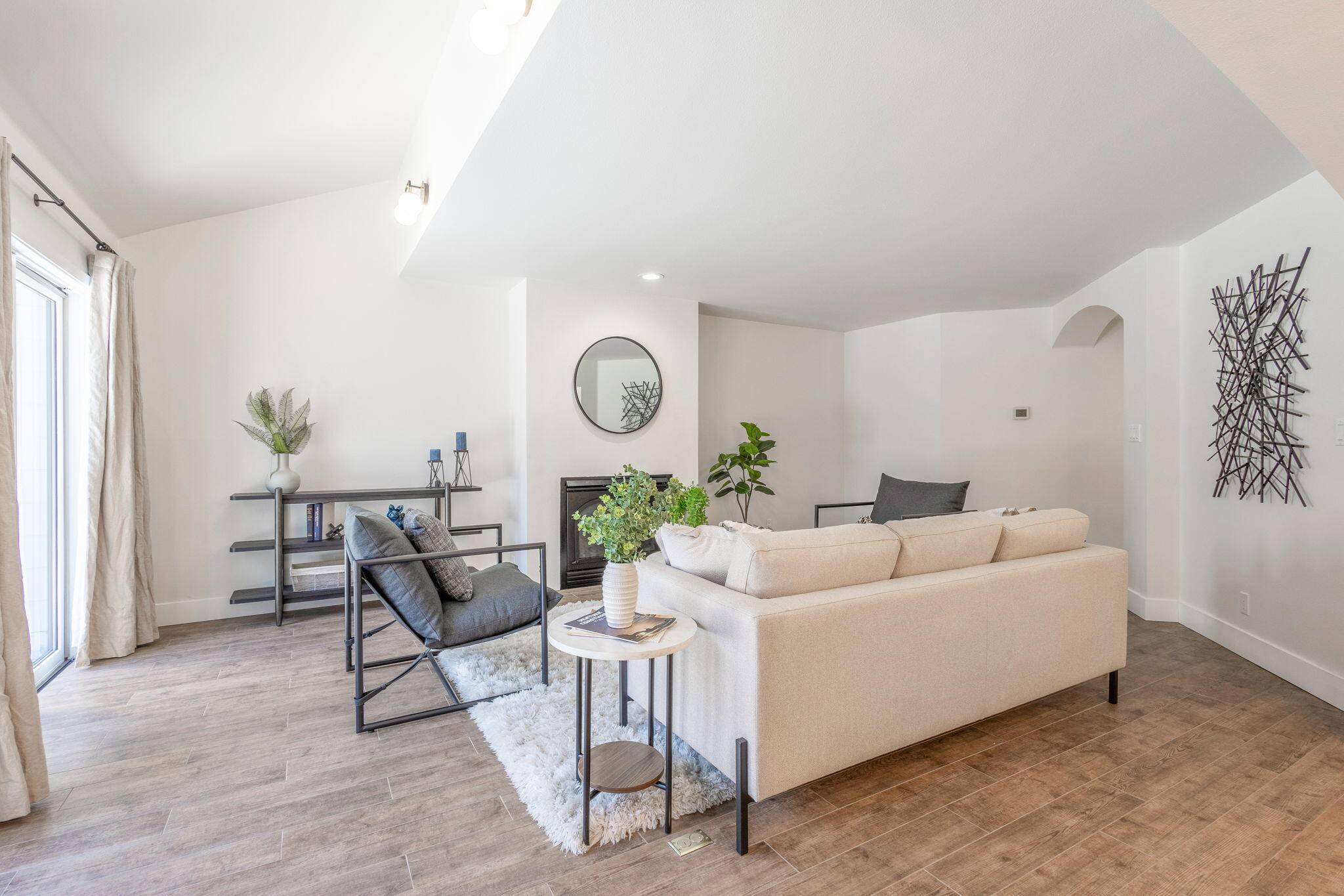 Bend, OR 97703,15 Portland AVE #108
