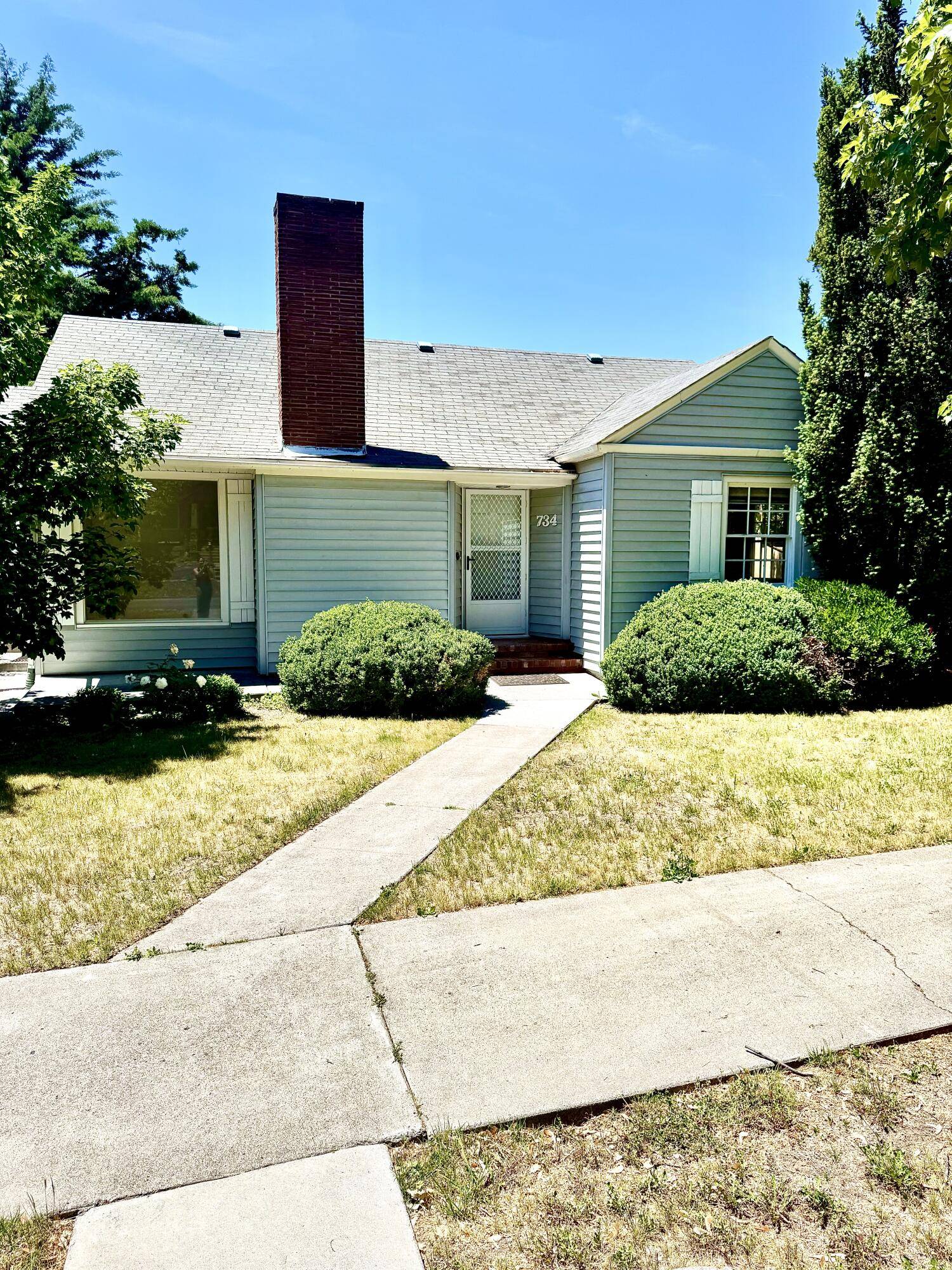 Klamath Falls, OR 97601,734 Eldorado AVE