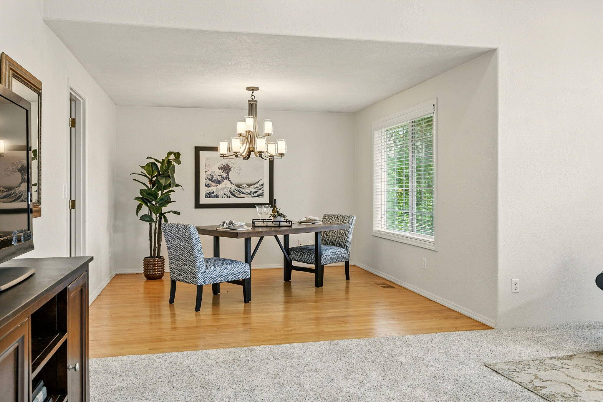 Medford, OR 97504,2901 Fredrick DR