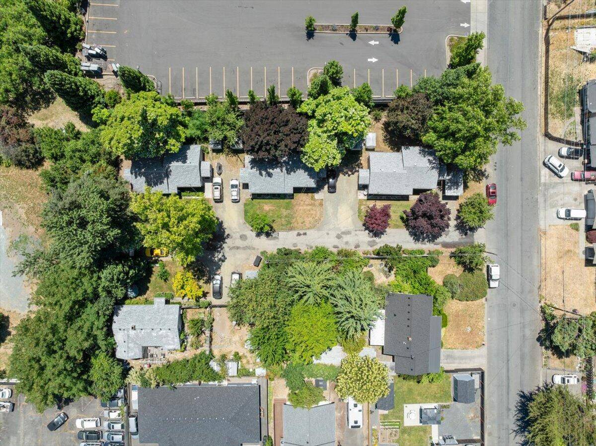 Grants Pass, OR 97527,307 Tussey LN