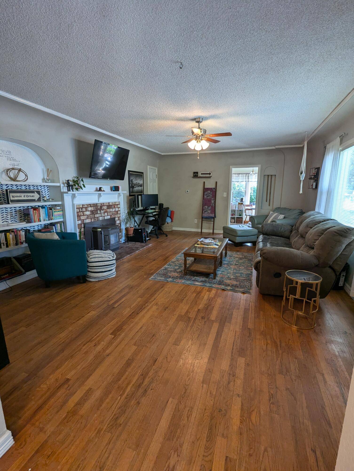Klamath Falls, OR 97601,608 Roseway Drive DR