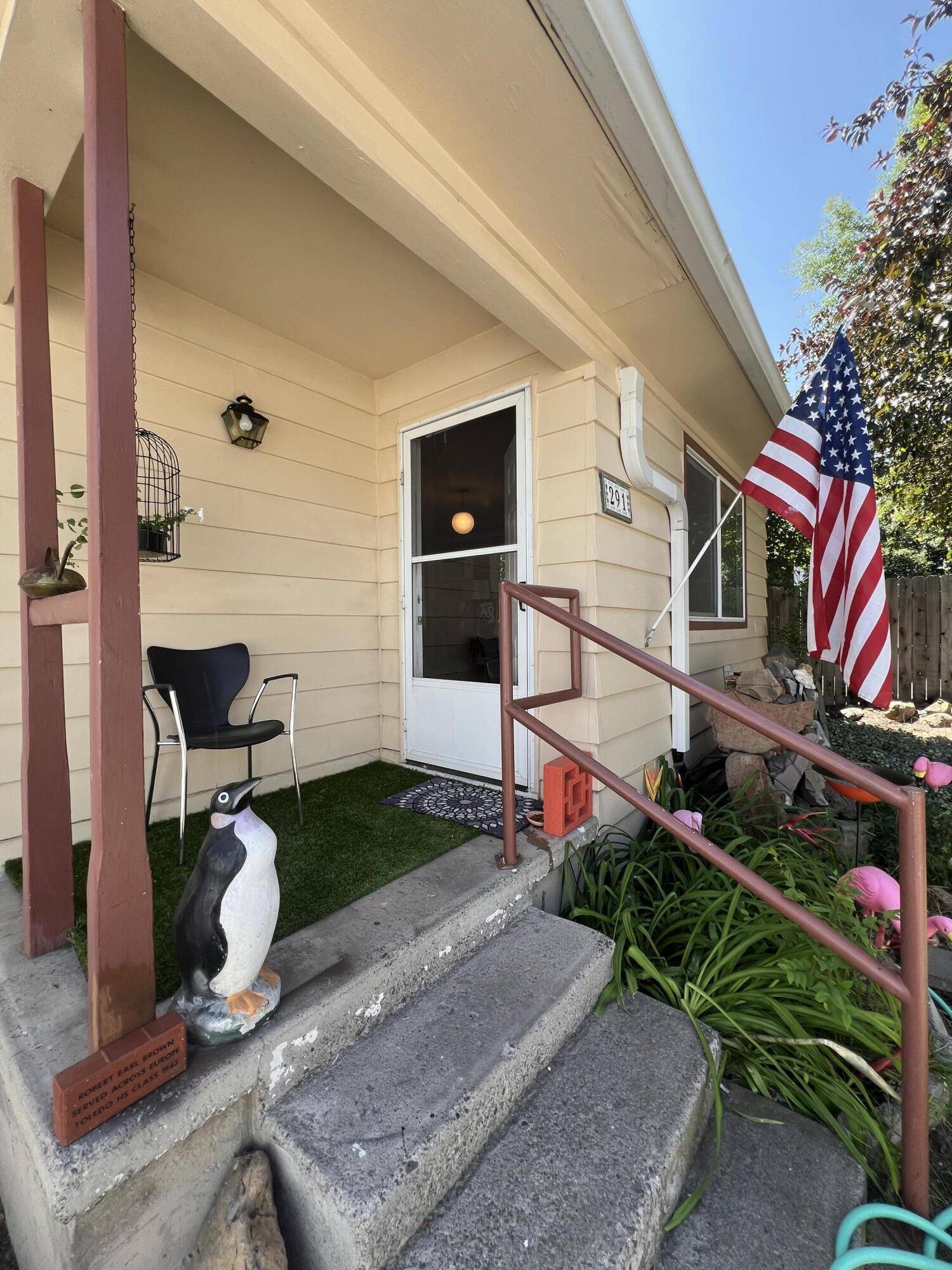 Madras, OR 97741,291 7th ST
