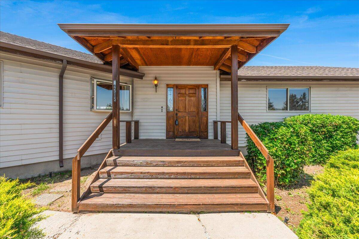 Bend, OR 97703,64515 Rock Springs RD