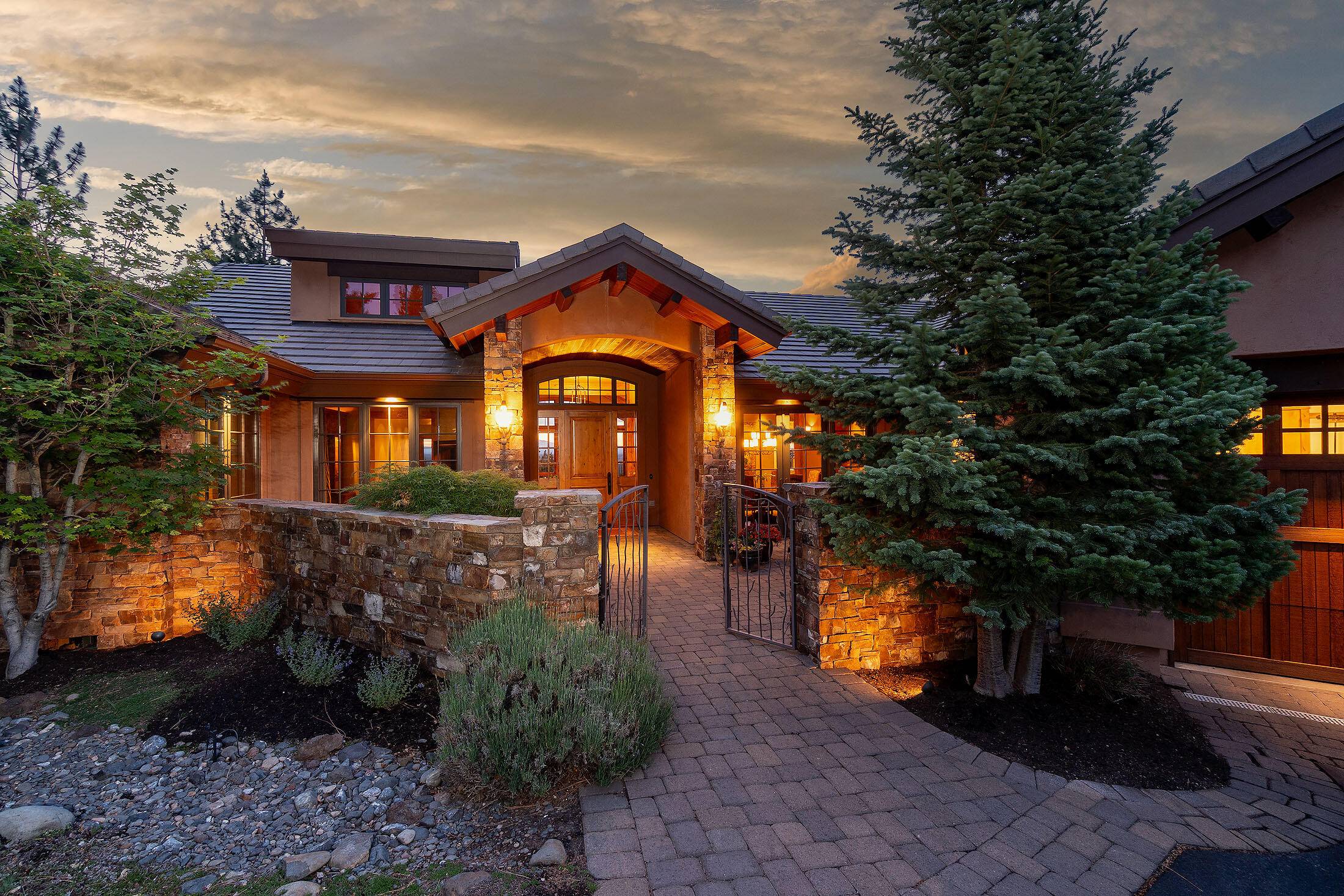 Bend, OR 97703,1320 Remarkable DR