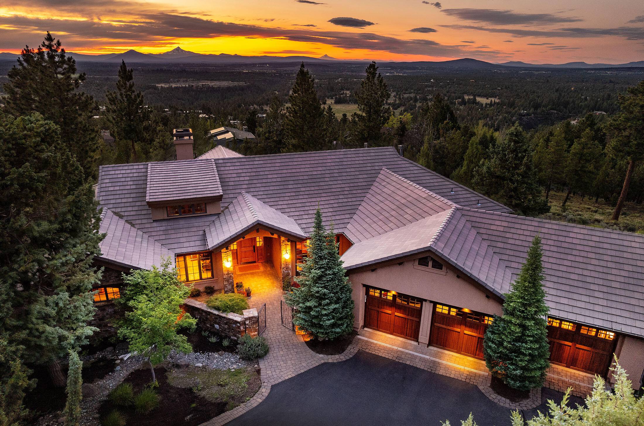 Bend, OR 97703,1320 Remarkable DR