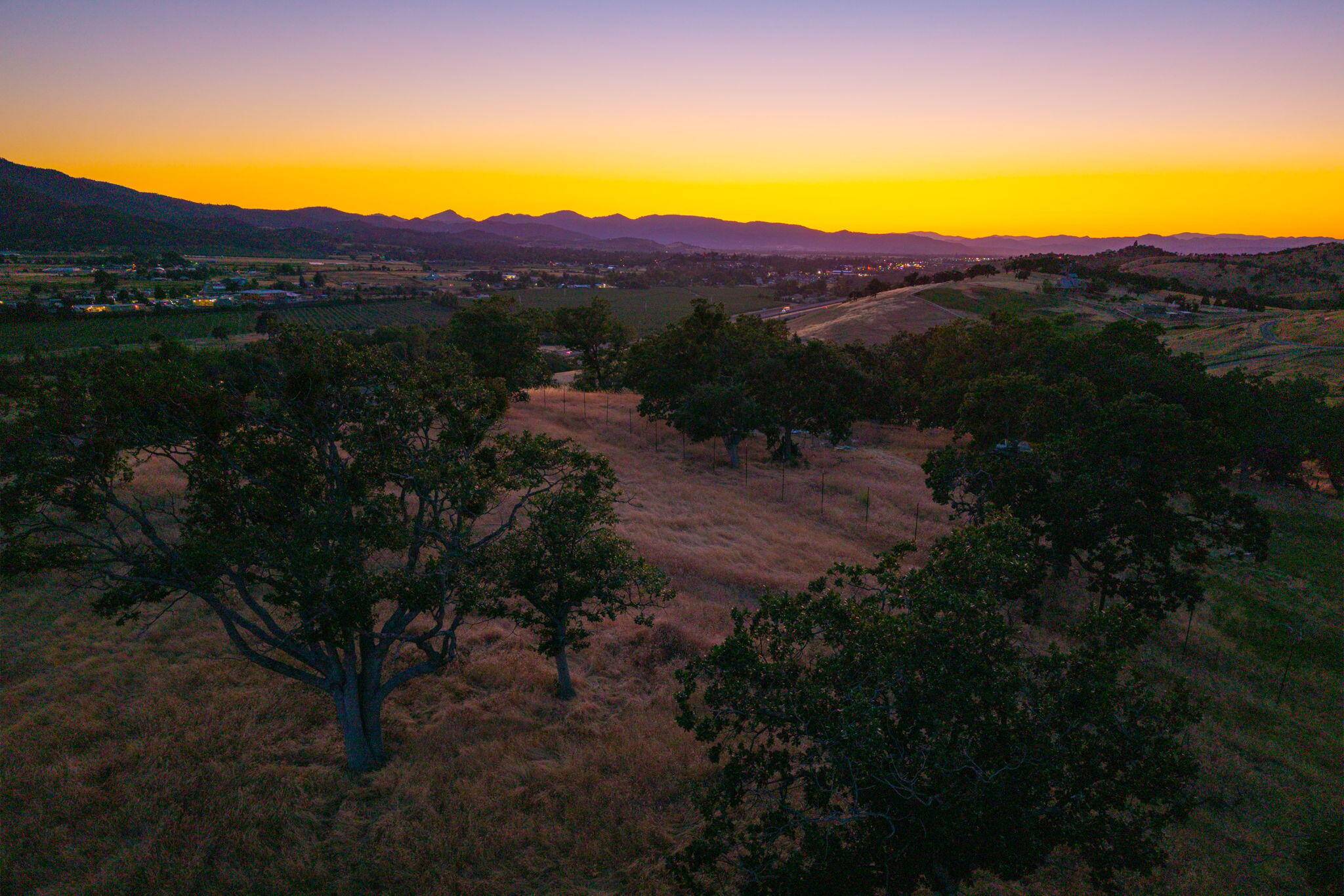 Medford, OR 97504,993 Suncrest RD