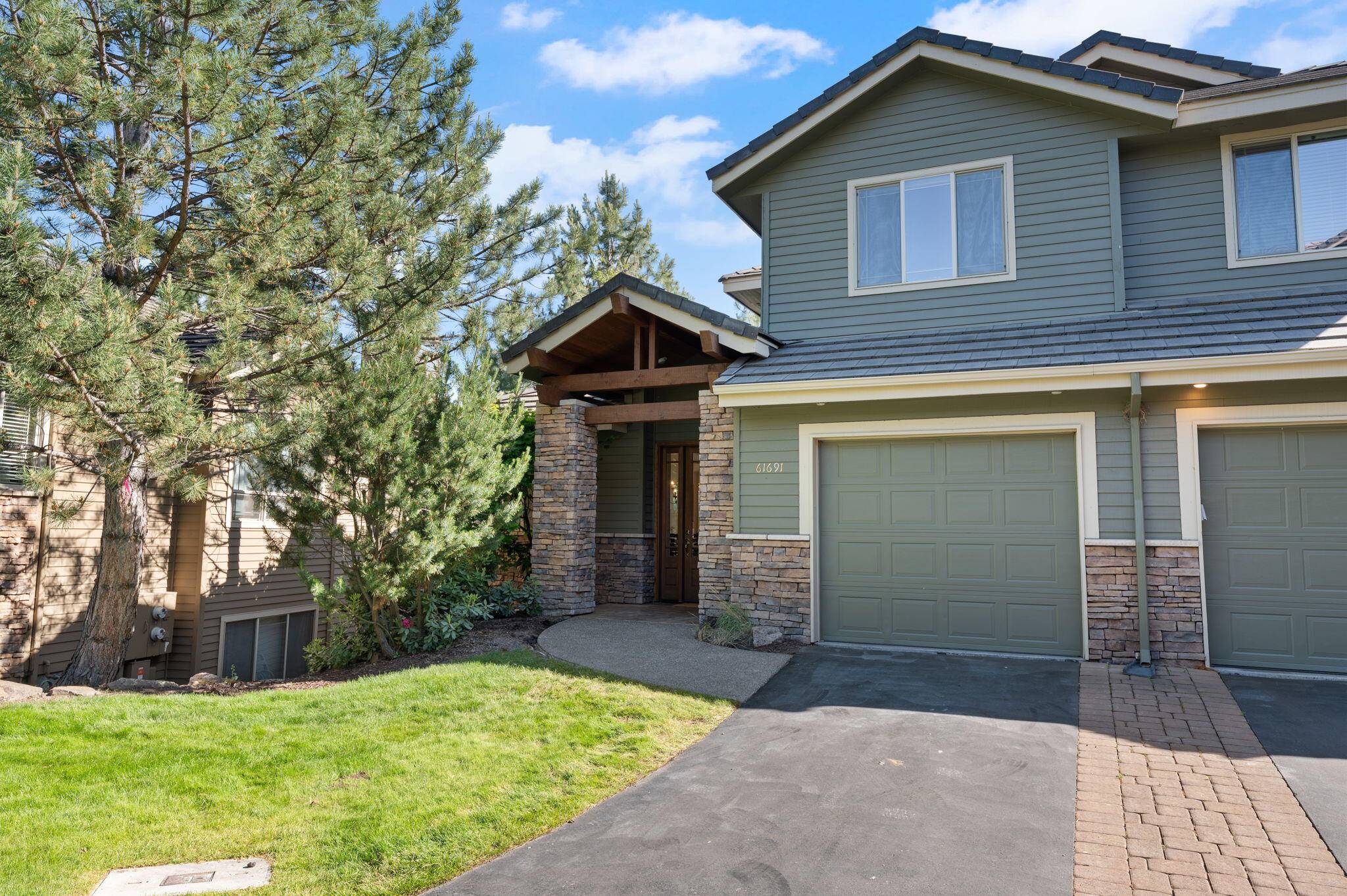 Bend, OR 97702,61691 Metolius DR