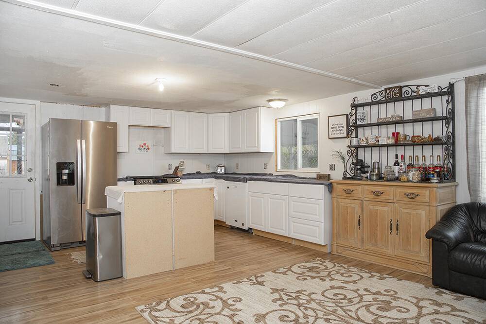 Grants Pass, OR 97527,2664 Leonard RD