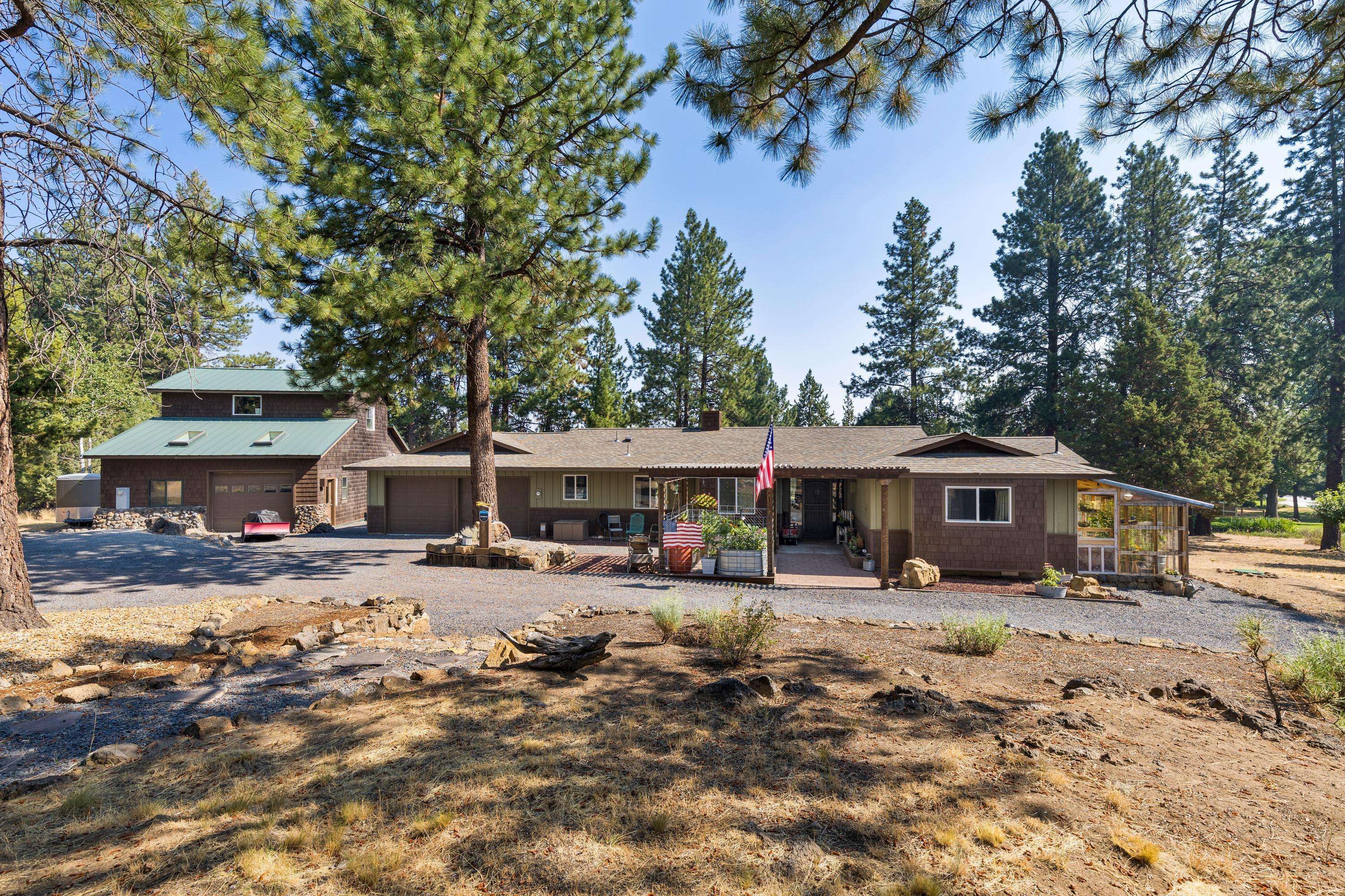 Bend, OR 97702,20518 Pine Vista DR