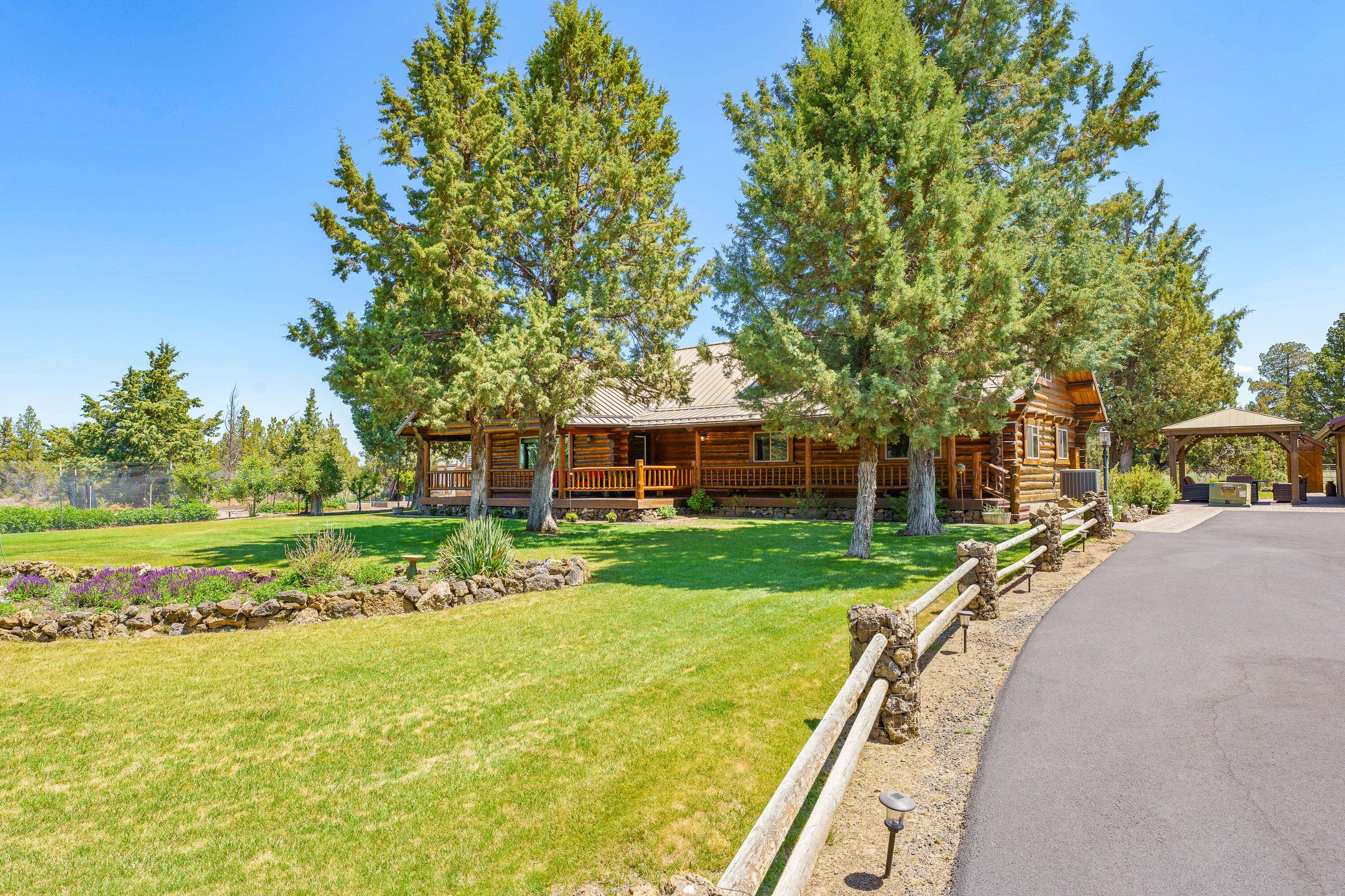 Bend, OR 97701,64864 Casa CT