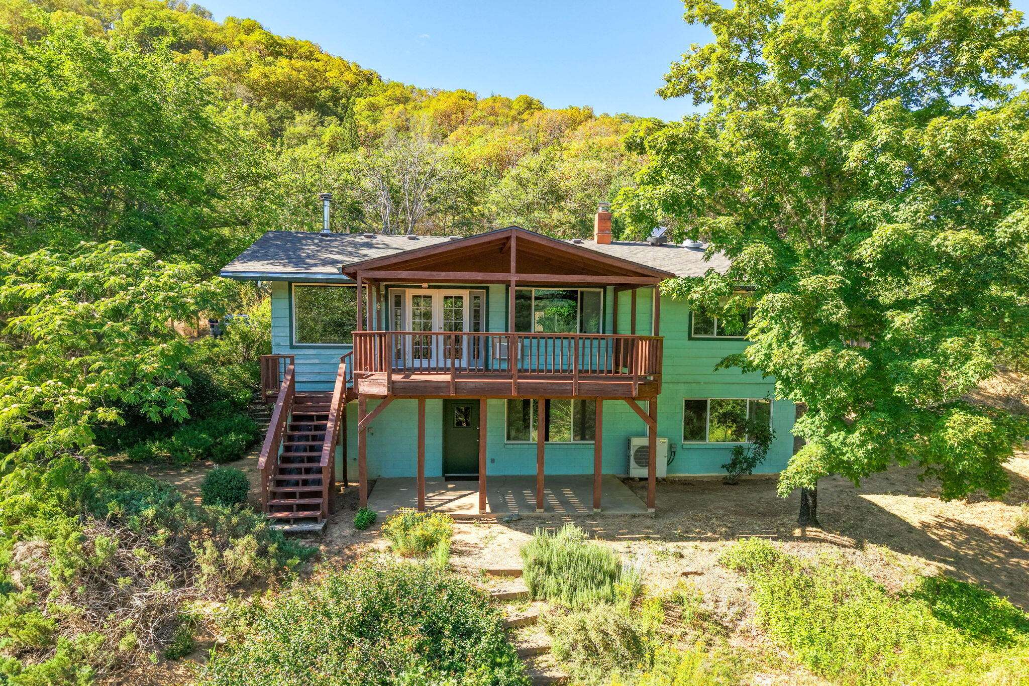 Rogue River, OR 97537,500 Tenney DR