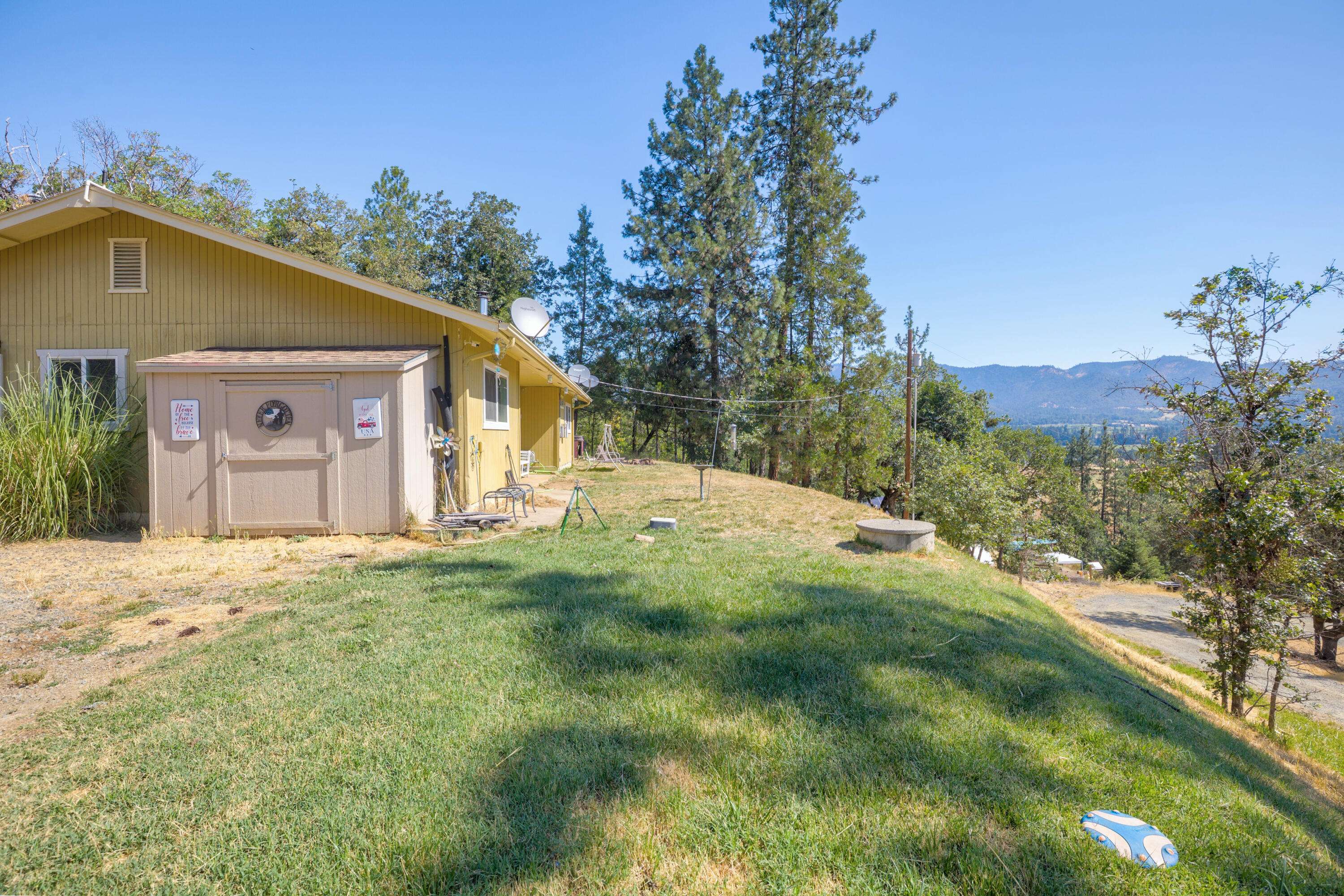 Williams, OR 97544,12748 Water Gap RD