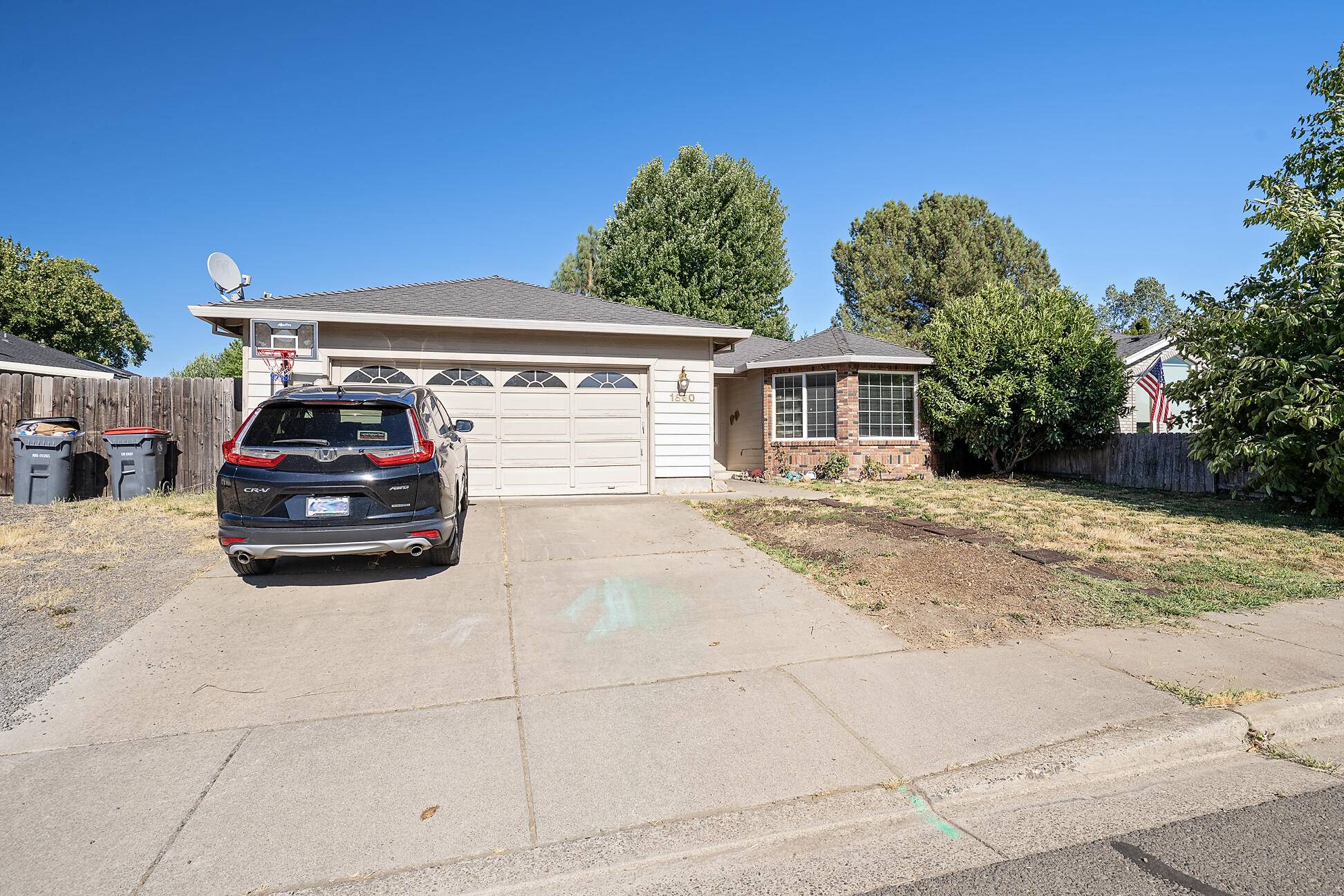 Central Point, OR 97502,1860 Cottonwood DR