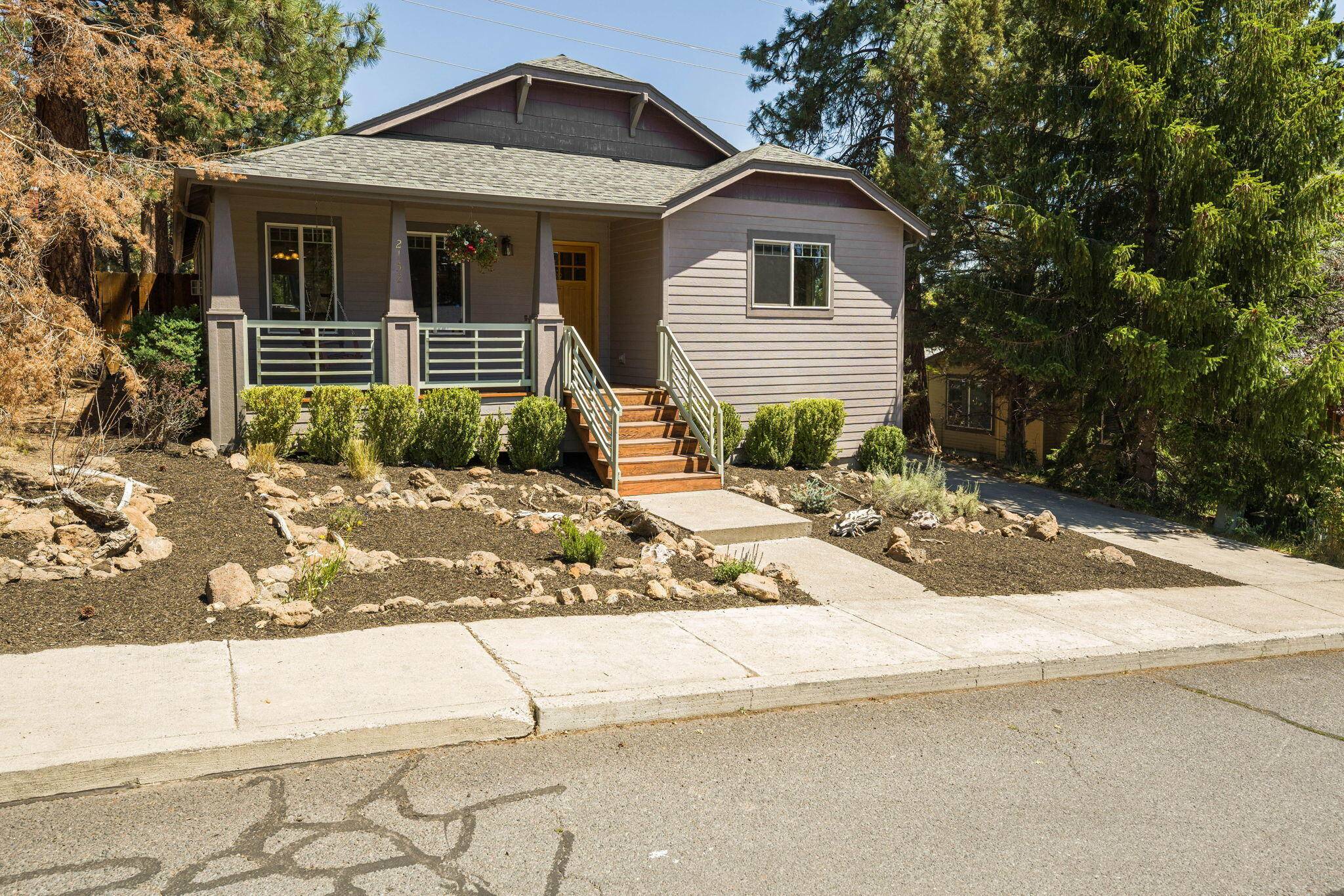 Bend, OR 97703,2152 Torrey Pines DR