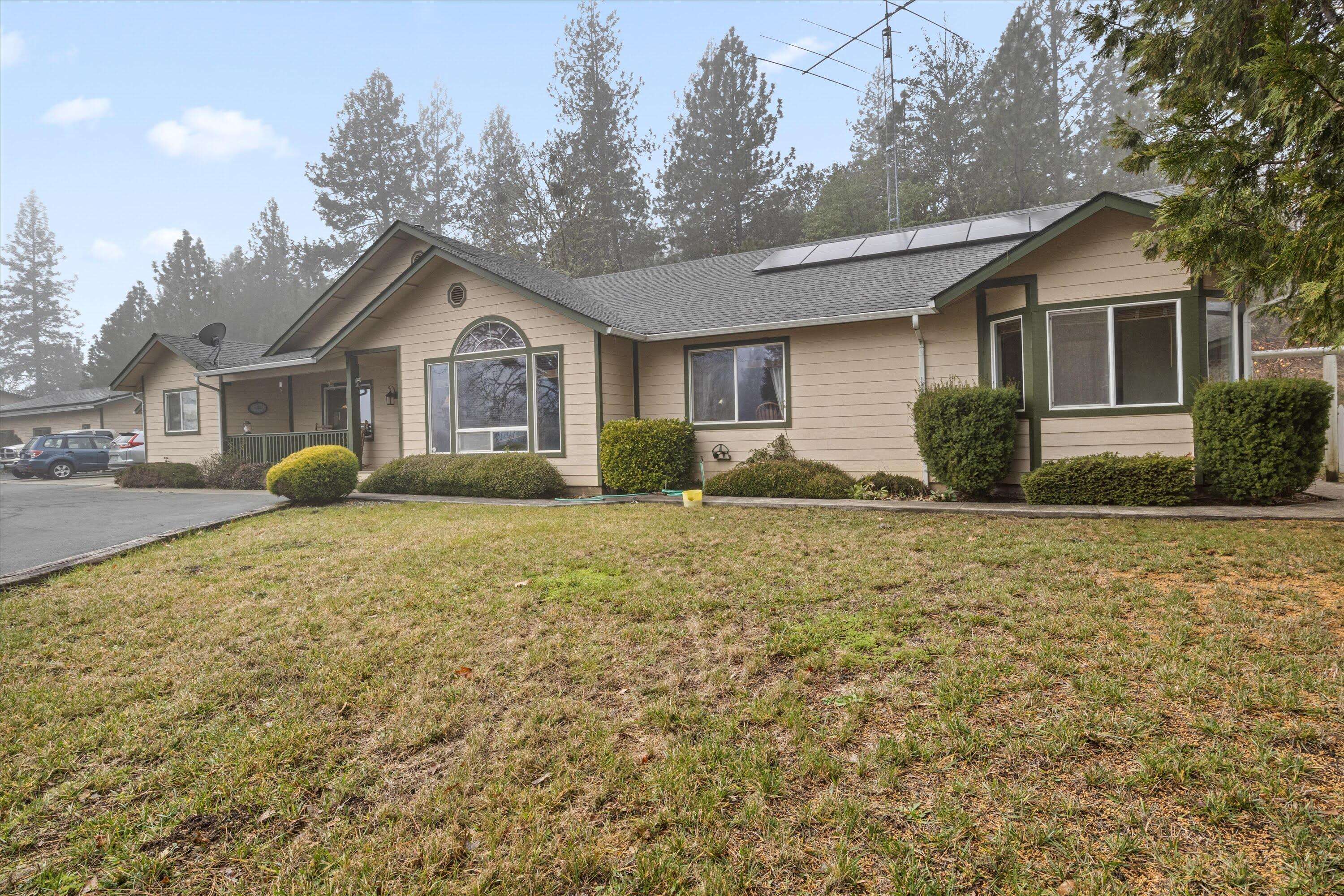 Grants Pass, OR 97526,325 Templin AVE