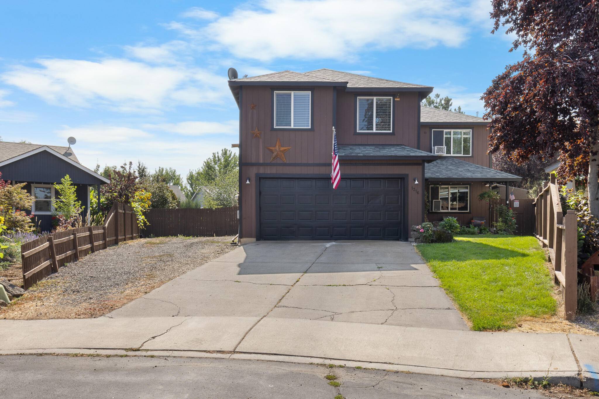 Redmond, OR 97756,1216 32nd CT