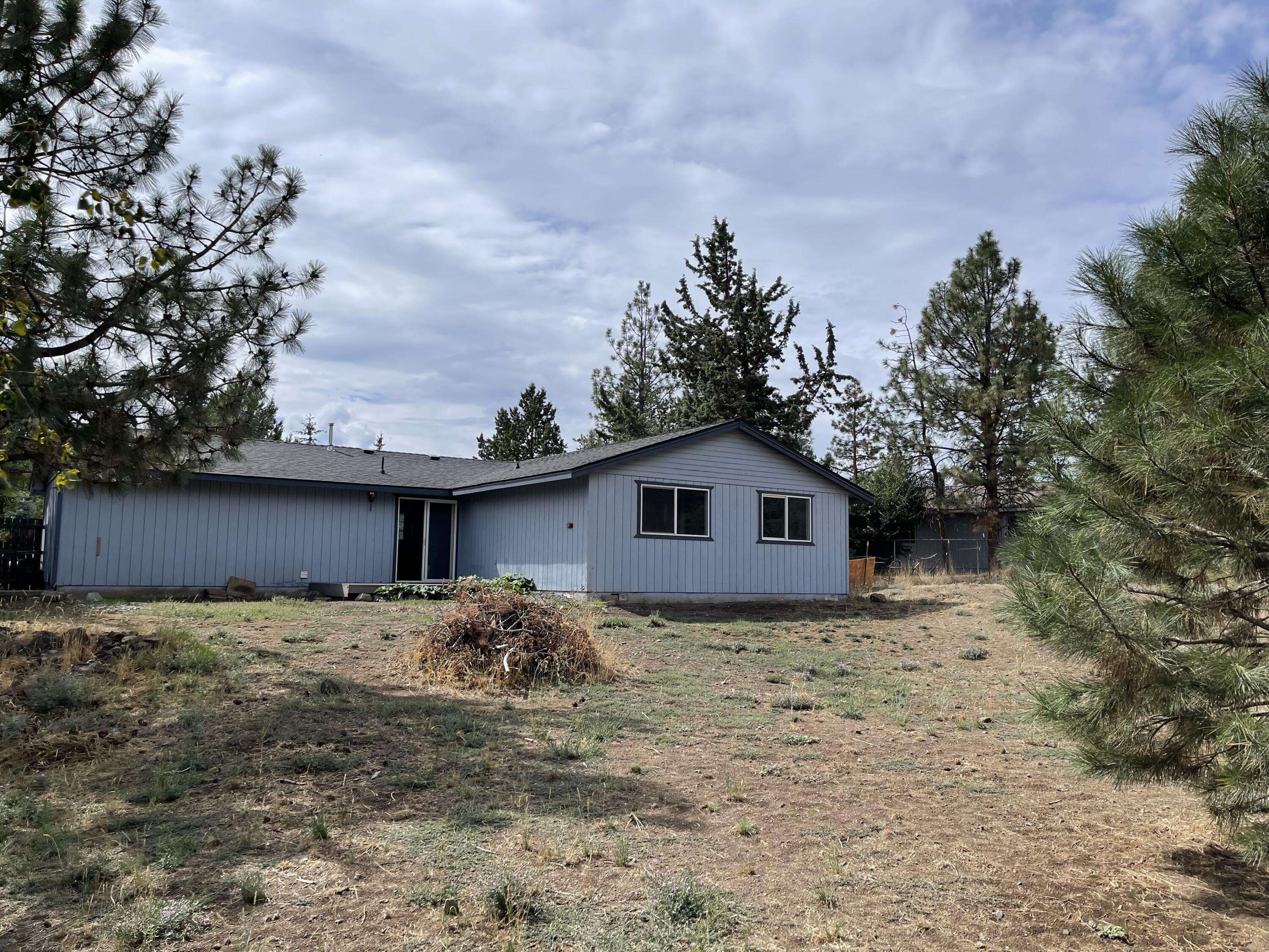 Bend, OR 97702,20844 Greenmont DR